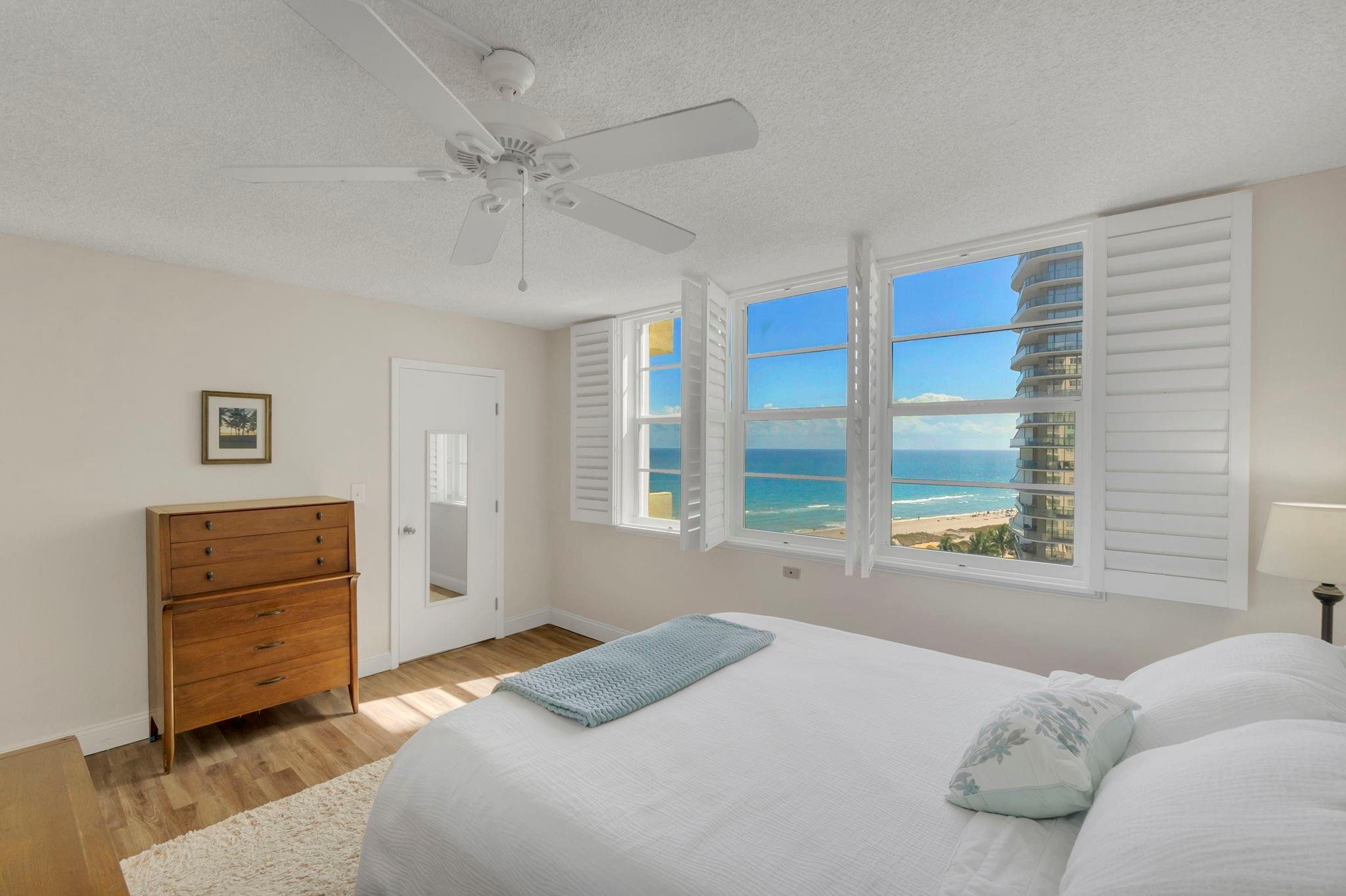 ADMIRALTY TOWERS CONDOMINIUM - Residential