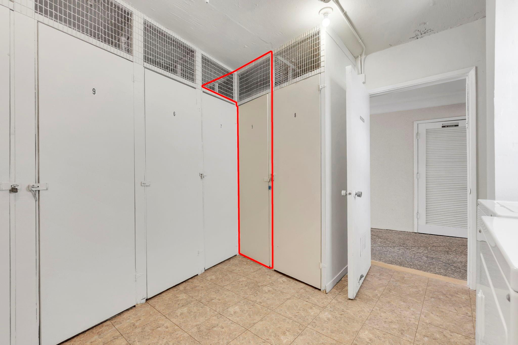 ADMIRALTY TOWERS CONDOMINIUM - Residential