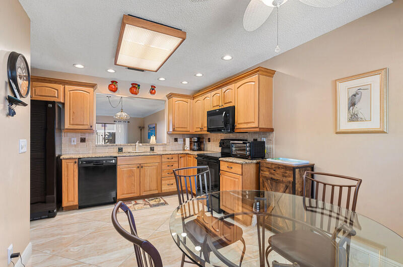 BEACH HAVEN TOWNHOMES CONDO - Residential Lease