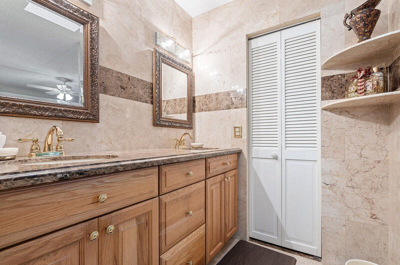 BEACH HAVEN TOWNHOMES CONDO - Residential Lease