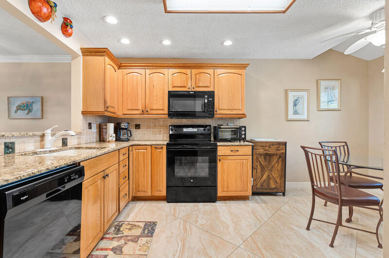 BEACH HAVEN TOWNHOMES CONDO - Residential Lease