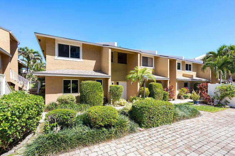 BEACH HAVEN TOWNHOMES CONDO - Residential Lease