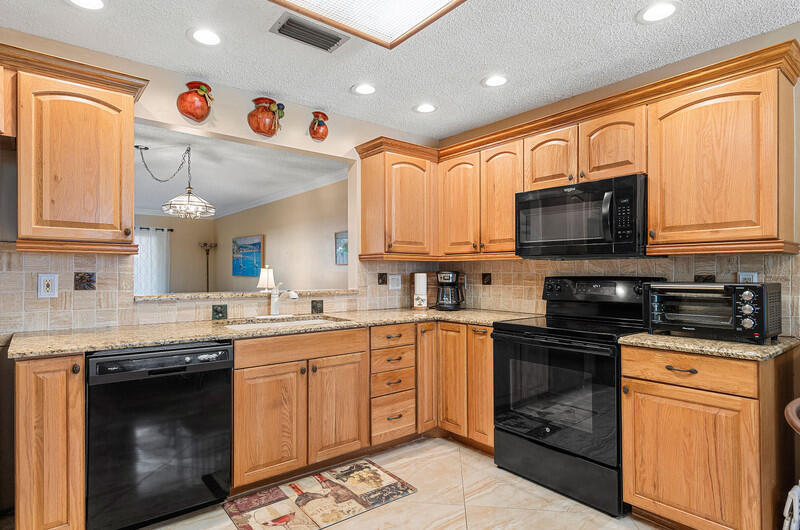 BEACH HAVEN TOWNHOMES CONDO - Residential Lease