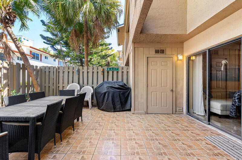 BEACH HAVEN TOWNHOMES CONDO - Residential Lease