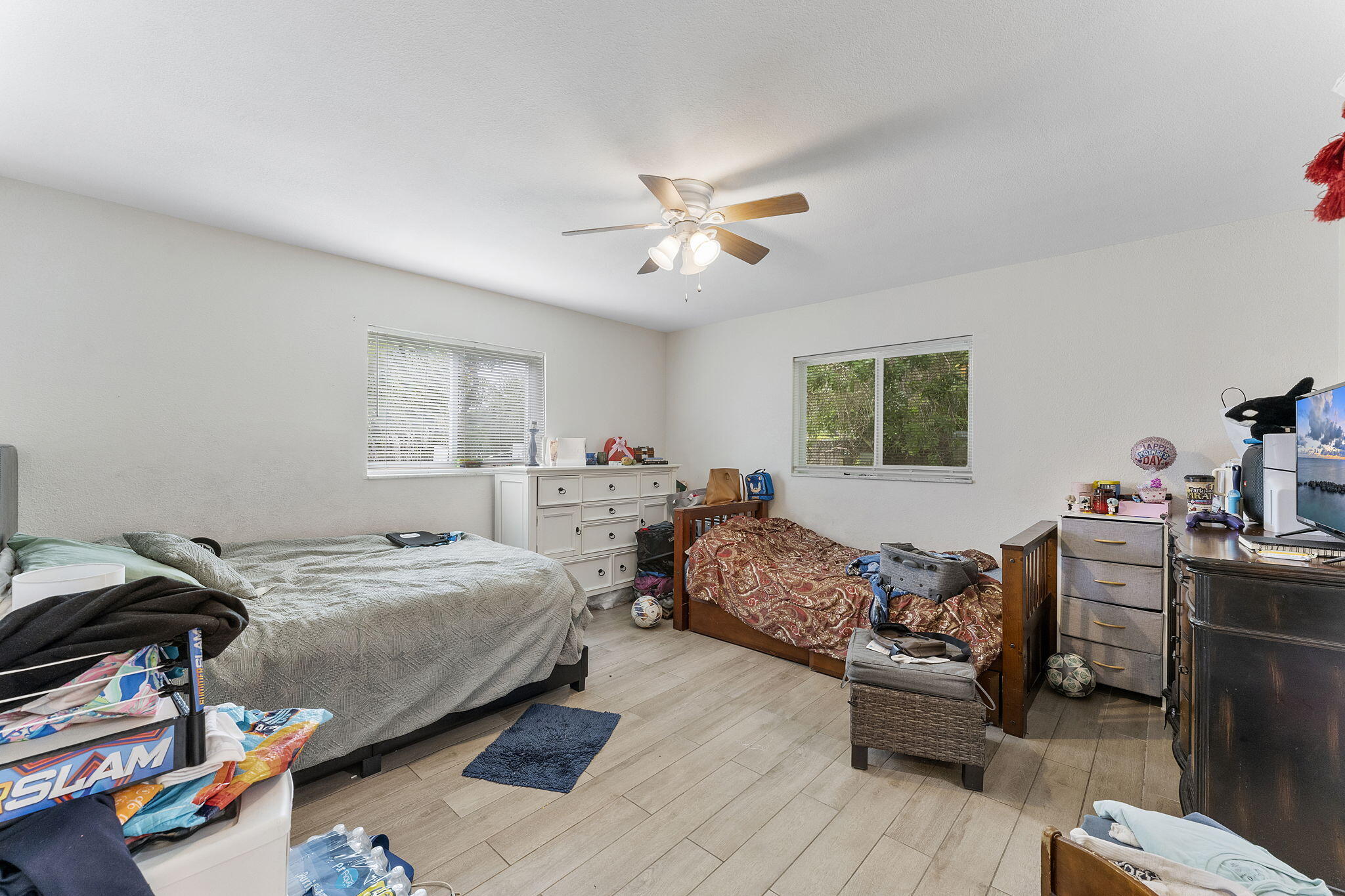 PINE AIR - Residential Income