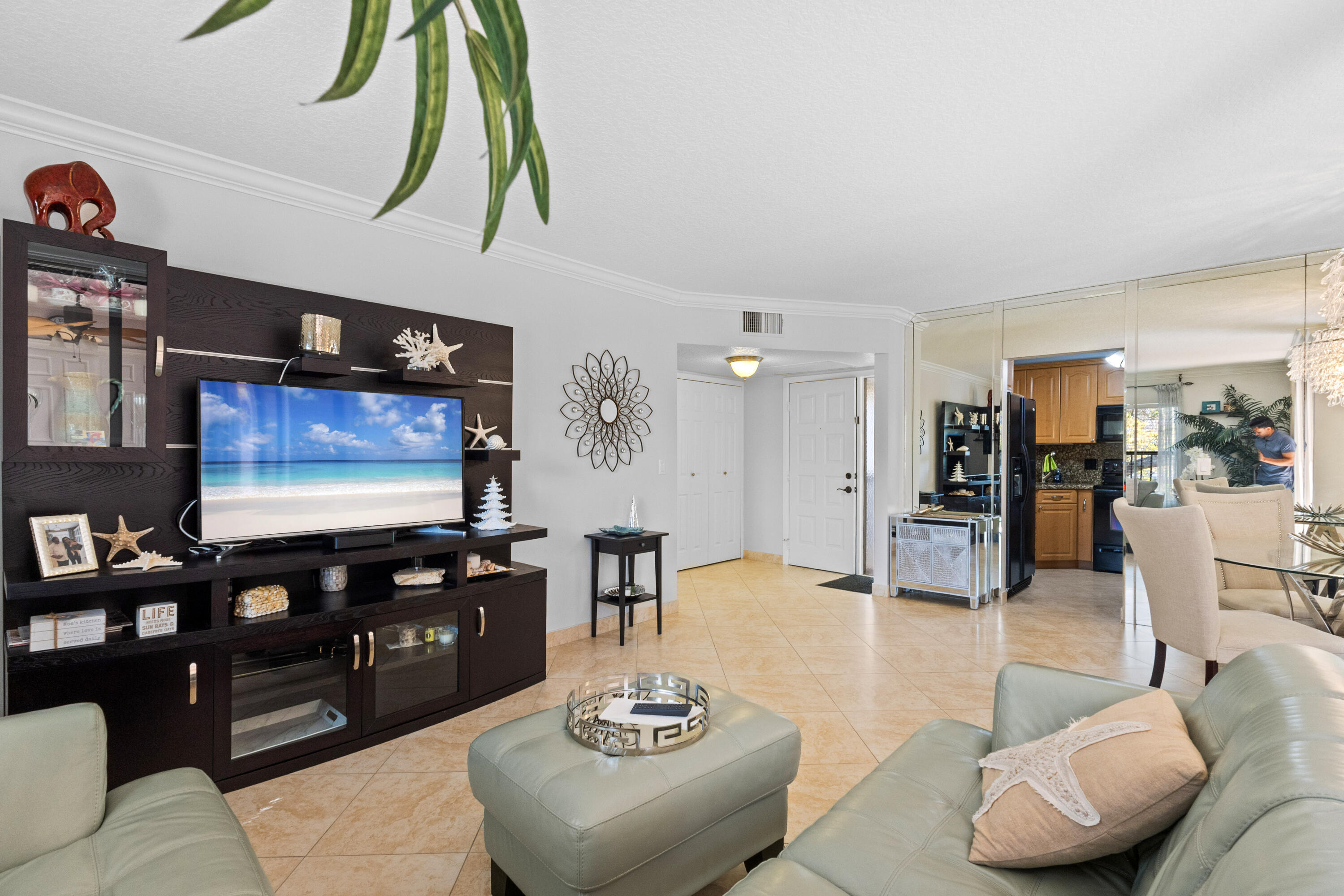BAYWOOD VILLAGE III-B CONDO - Residential