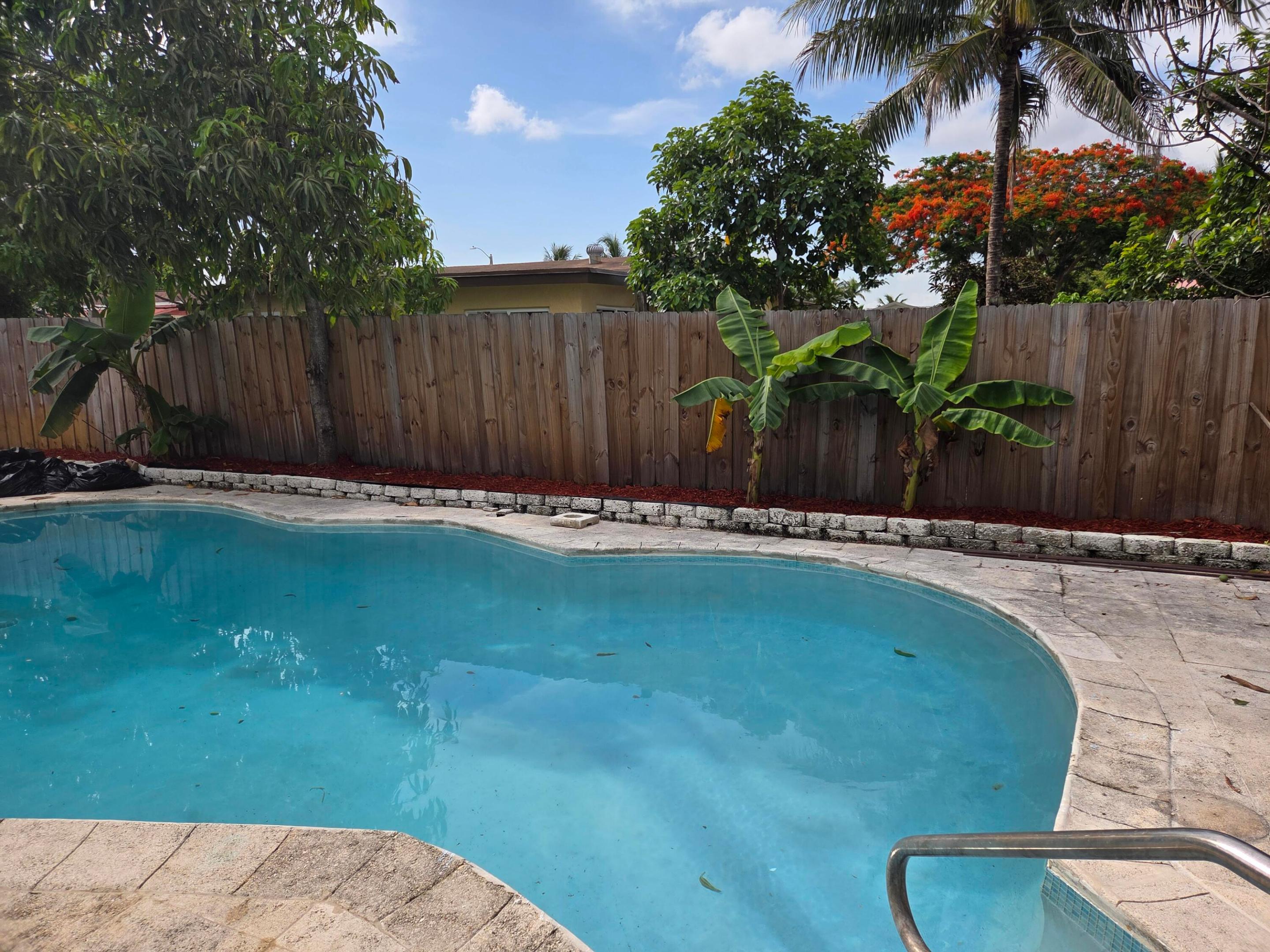 LAUDERDALE NORTH PARK SEC 4 - Residential