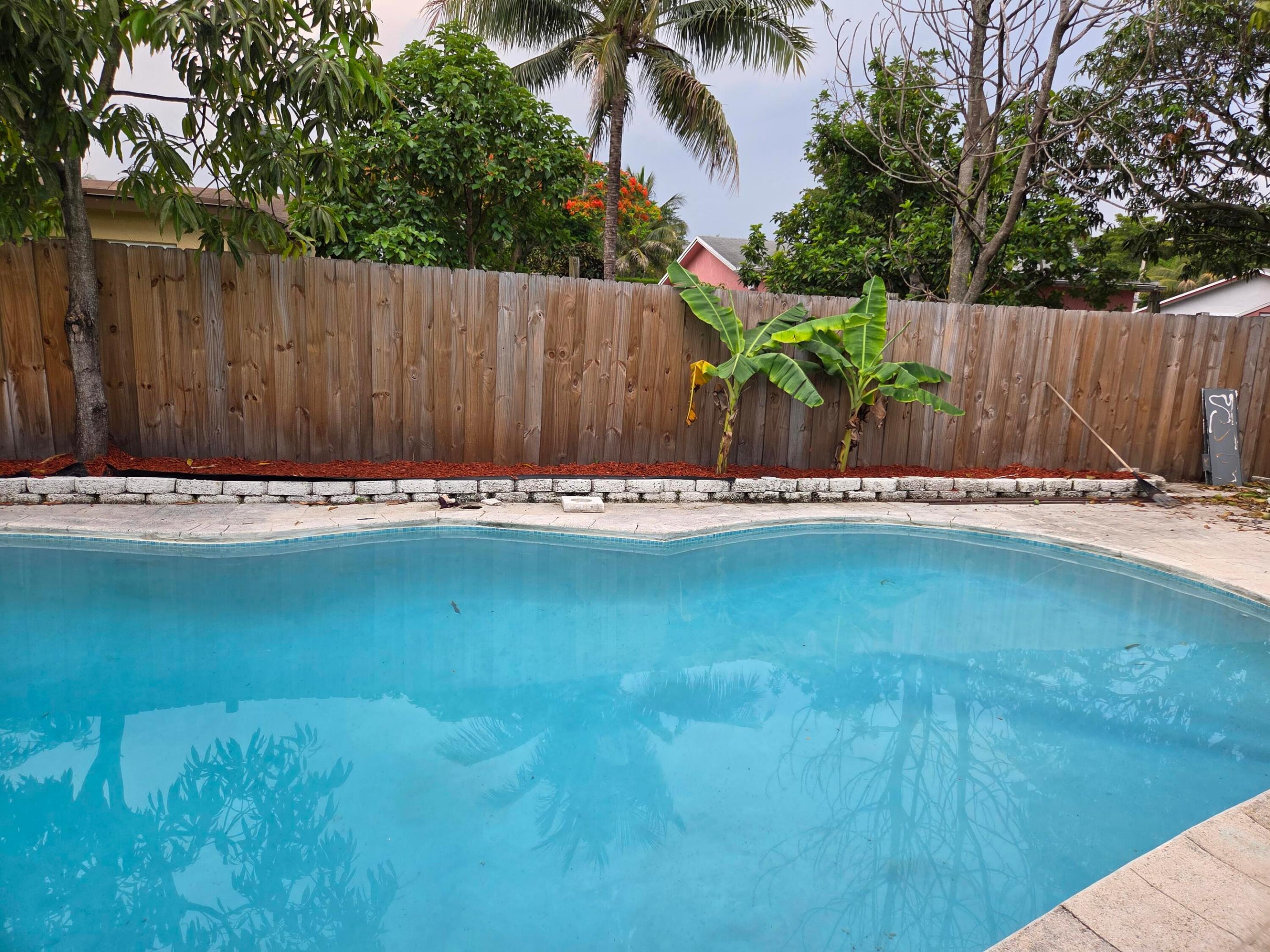LAUDERDALE NORTH PARK SEC 4 - Residential