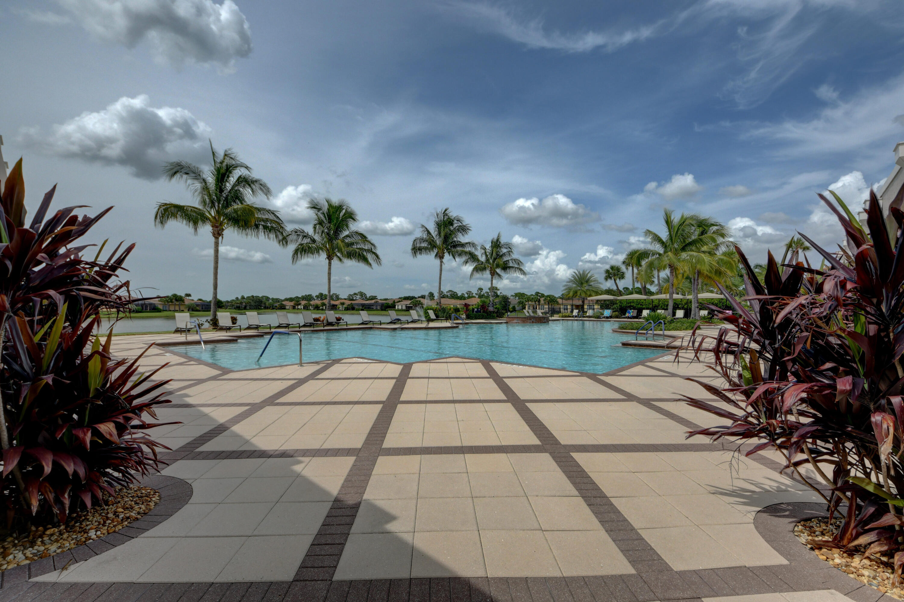 VERANO SOUTH PUD 1 - POD D - PLAT NO. 4 - REPLAT N - Residential