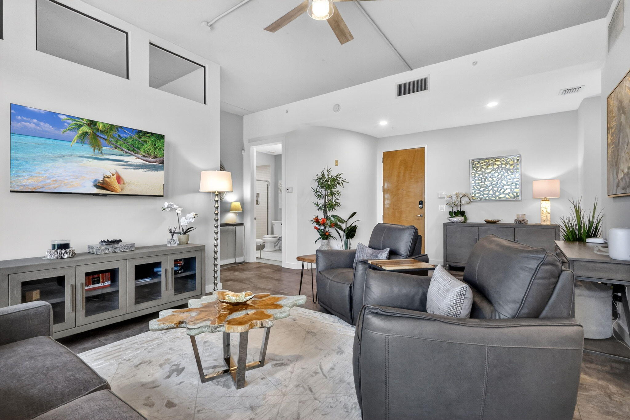 MERIDIAN DELRAY - Residential Lease