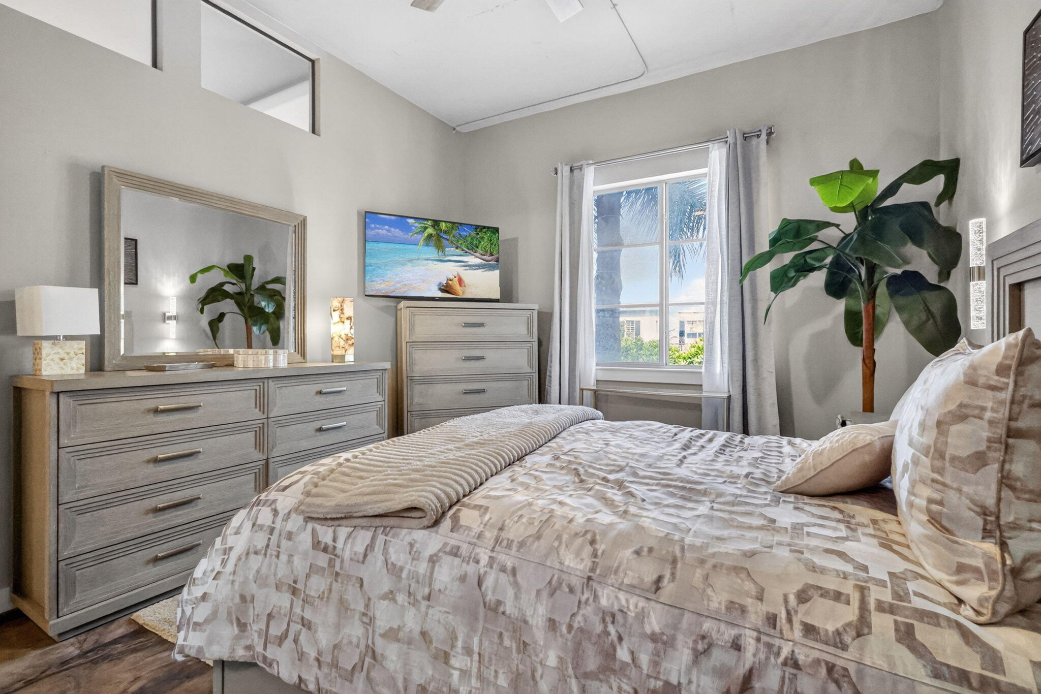 MERIDIAN DELRAY - Residential Lease