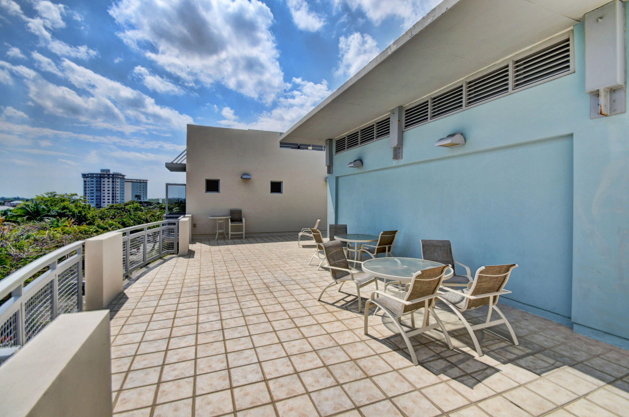 MERIDIAN DELRAY - Residential Lease