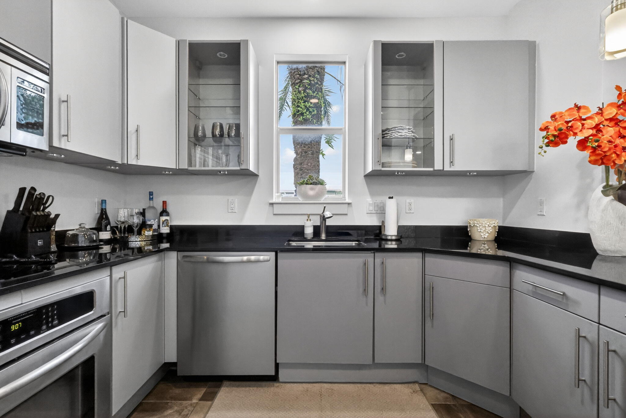 MERIDIAN DELRAY - Residential Lease
