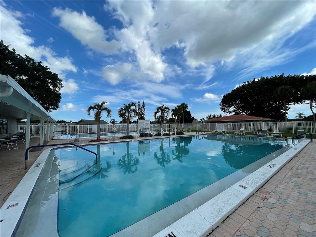Mainlands Of Tamarac Lake - Residential