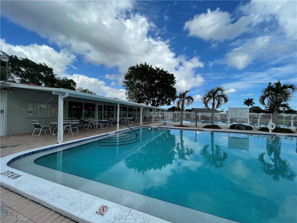 Mainlands Of Tamarac Lake - Residential