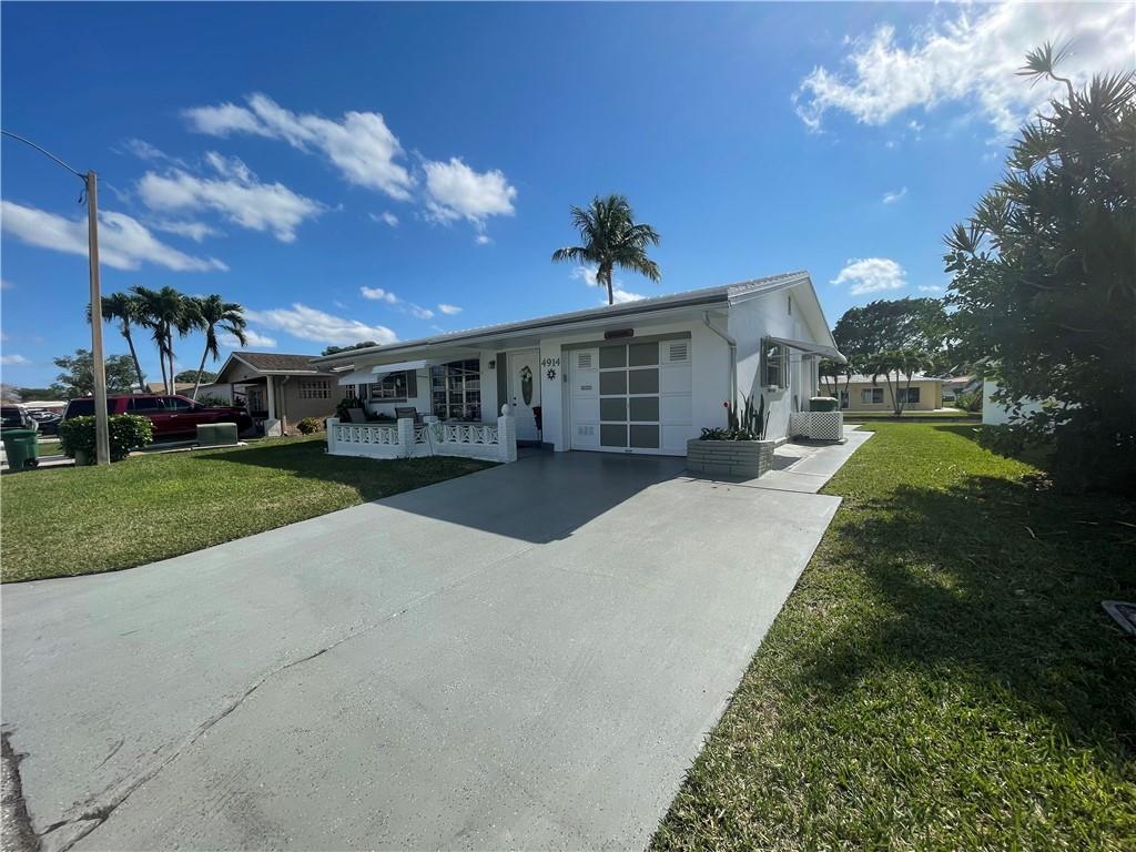Mainlands Of Tamarac Lake - Residential