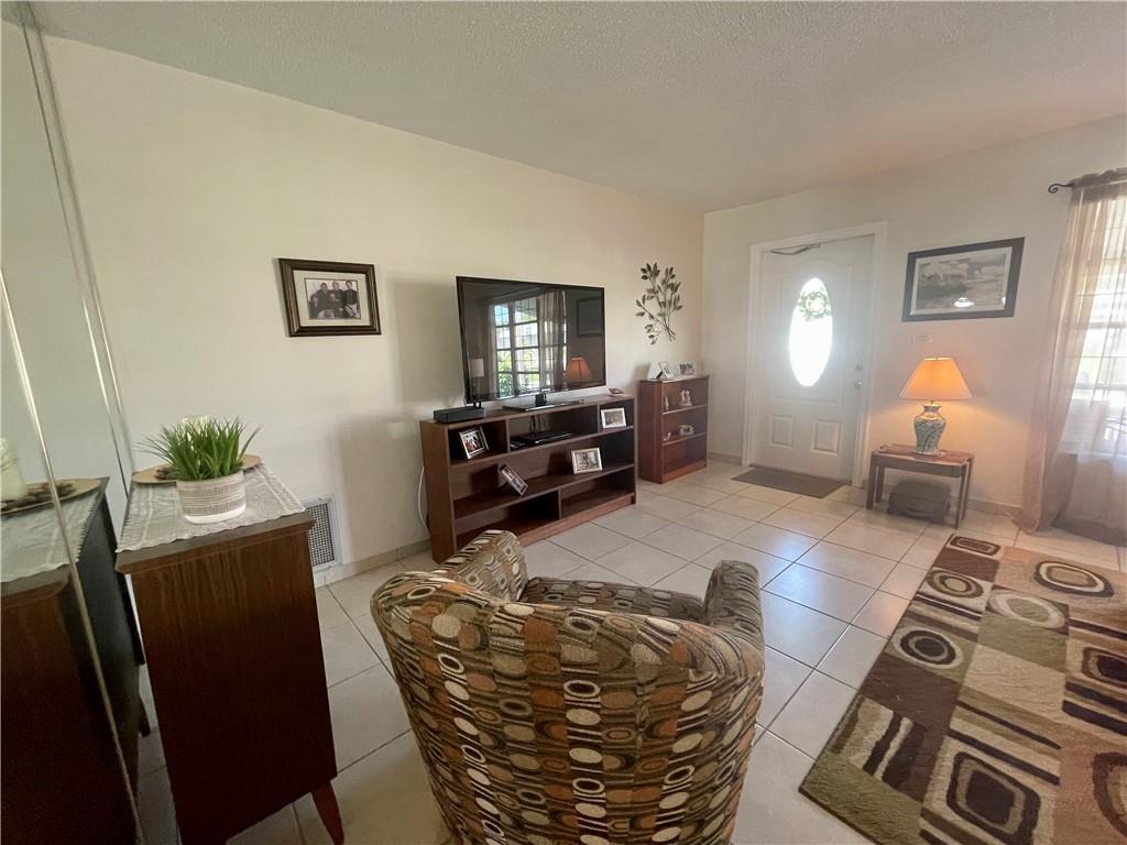 Mainlands Of Tamarac Lake - Residential