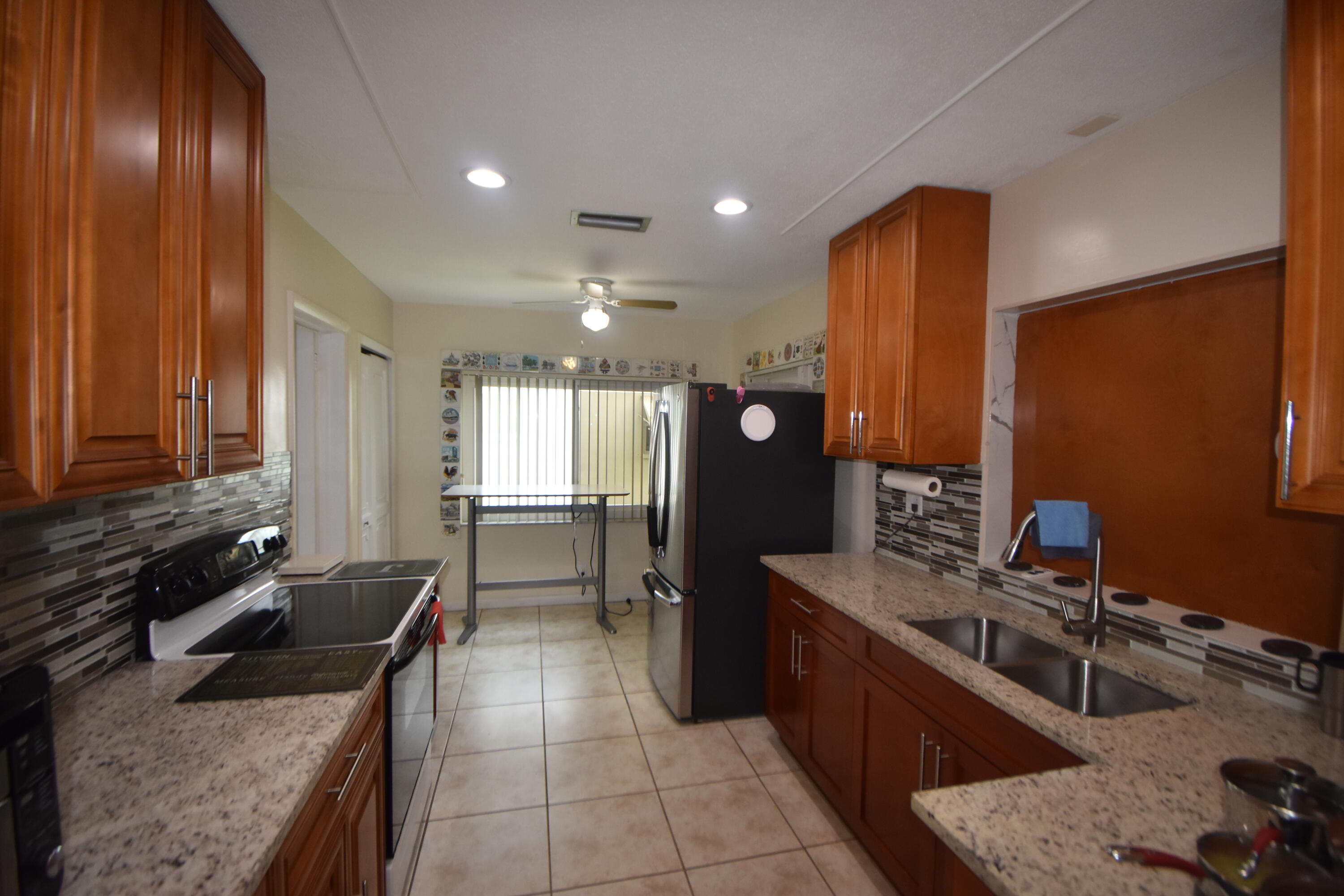 OAKLAND ESTATES 4TH SEC - Residential