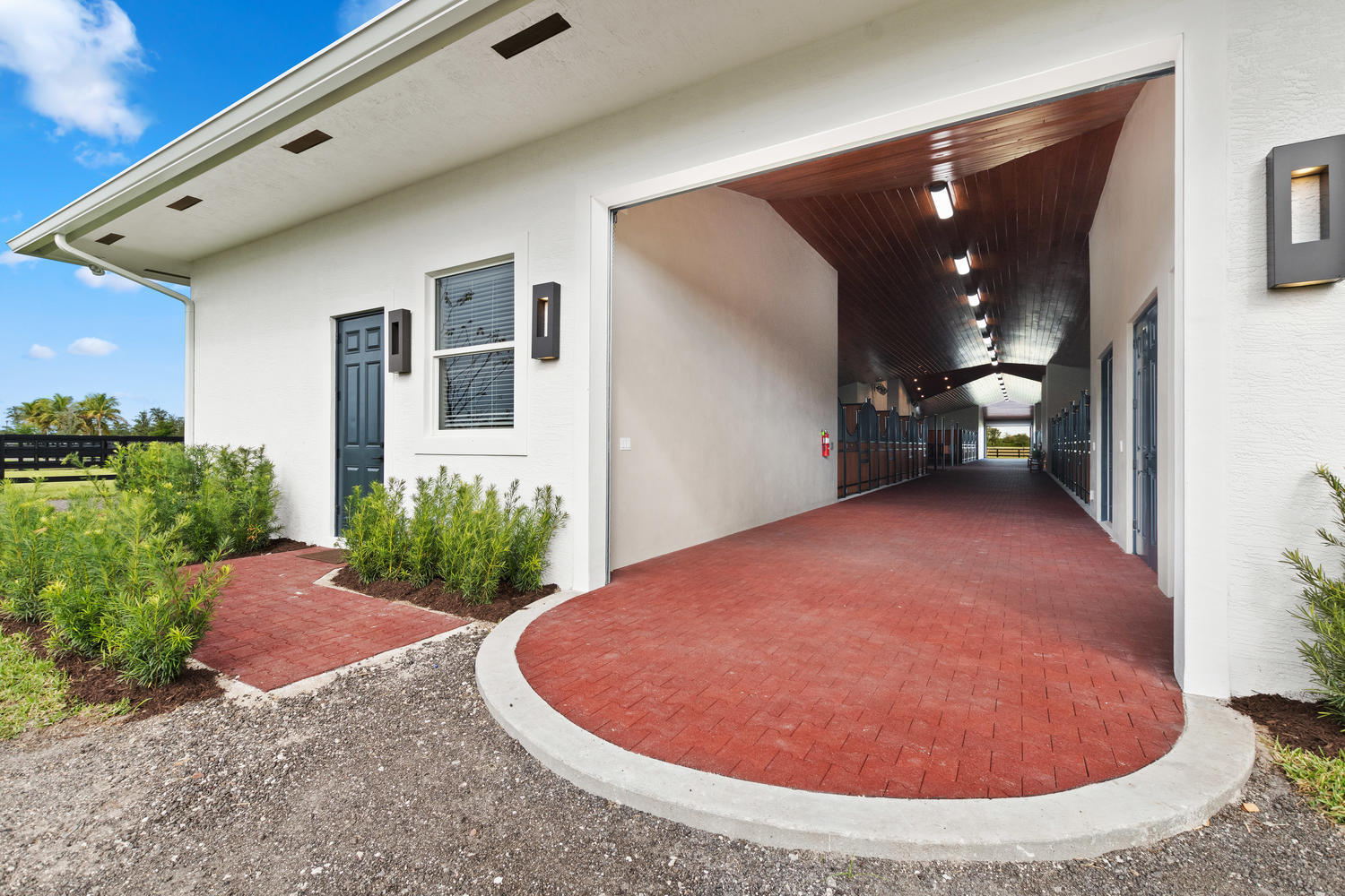 SADDLE CLUB OF WELLINGTON - Residential