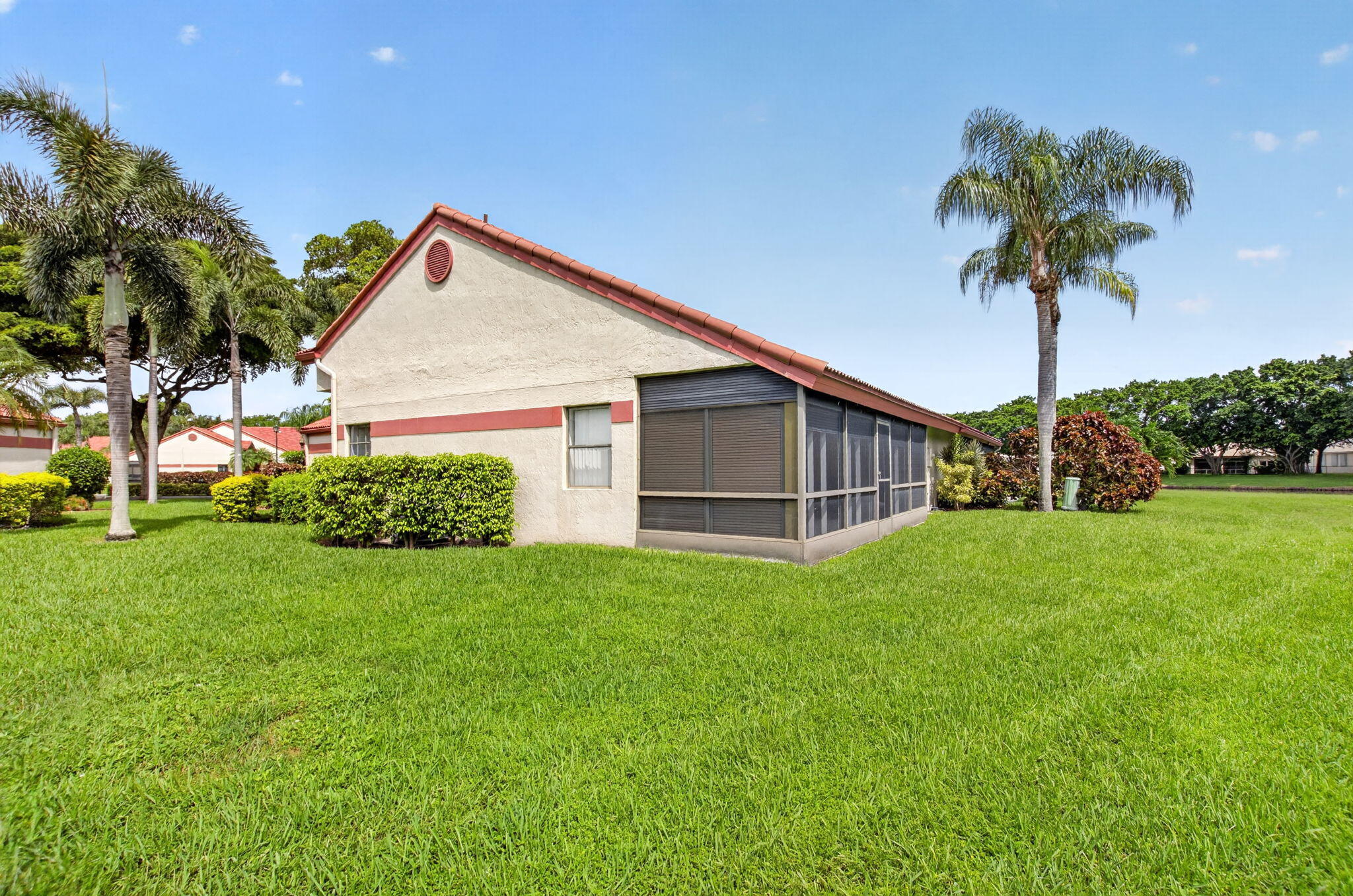 LEXINGTON CLUB 3 - Residential