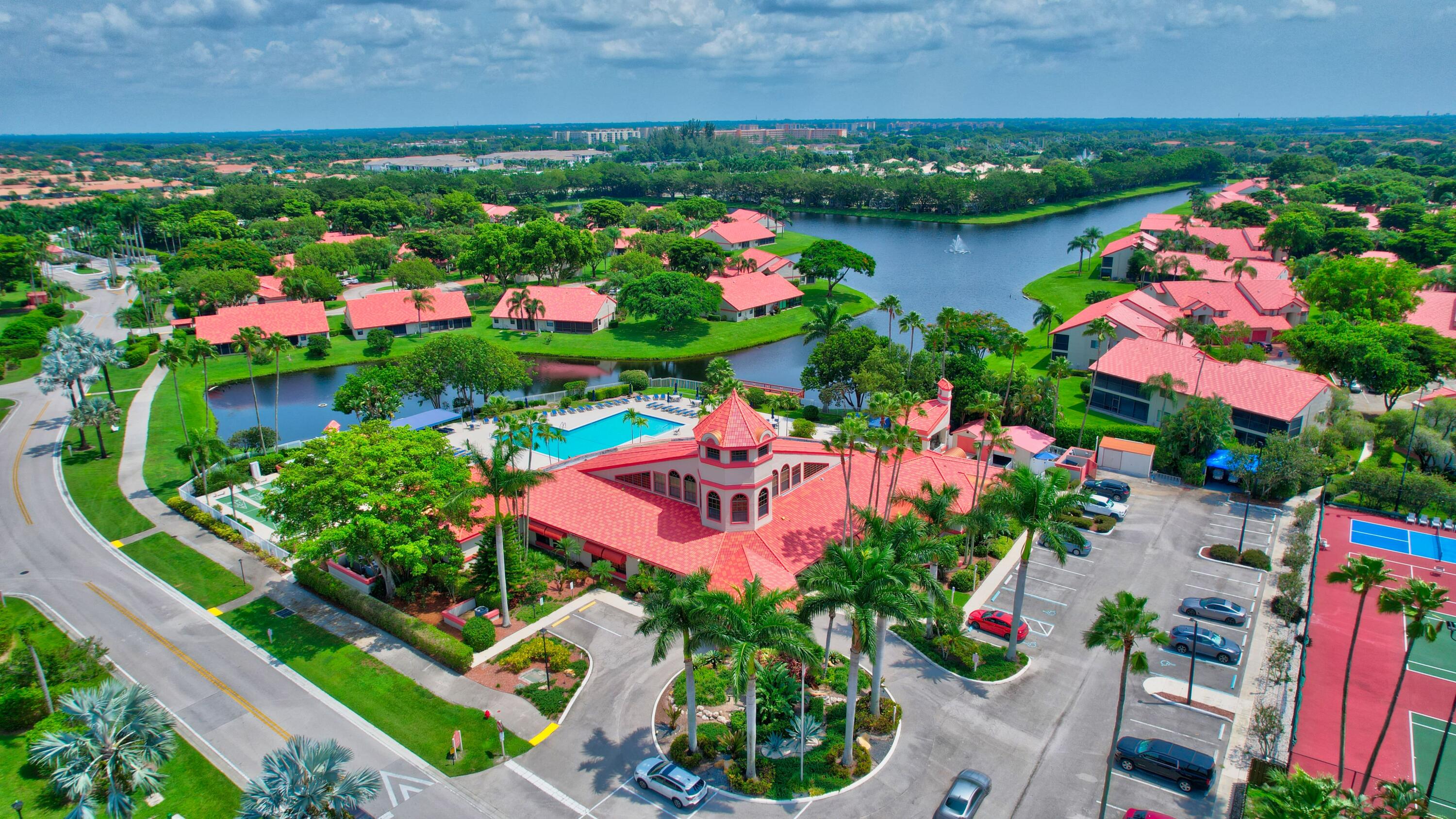 LEXINGTON CLUB 3 - Residential