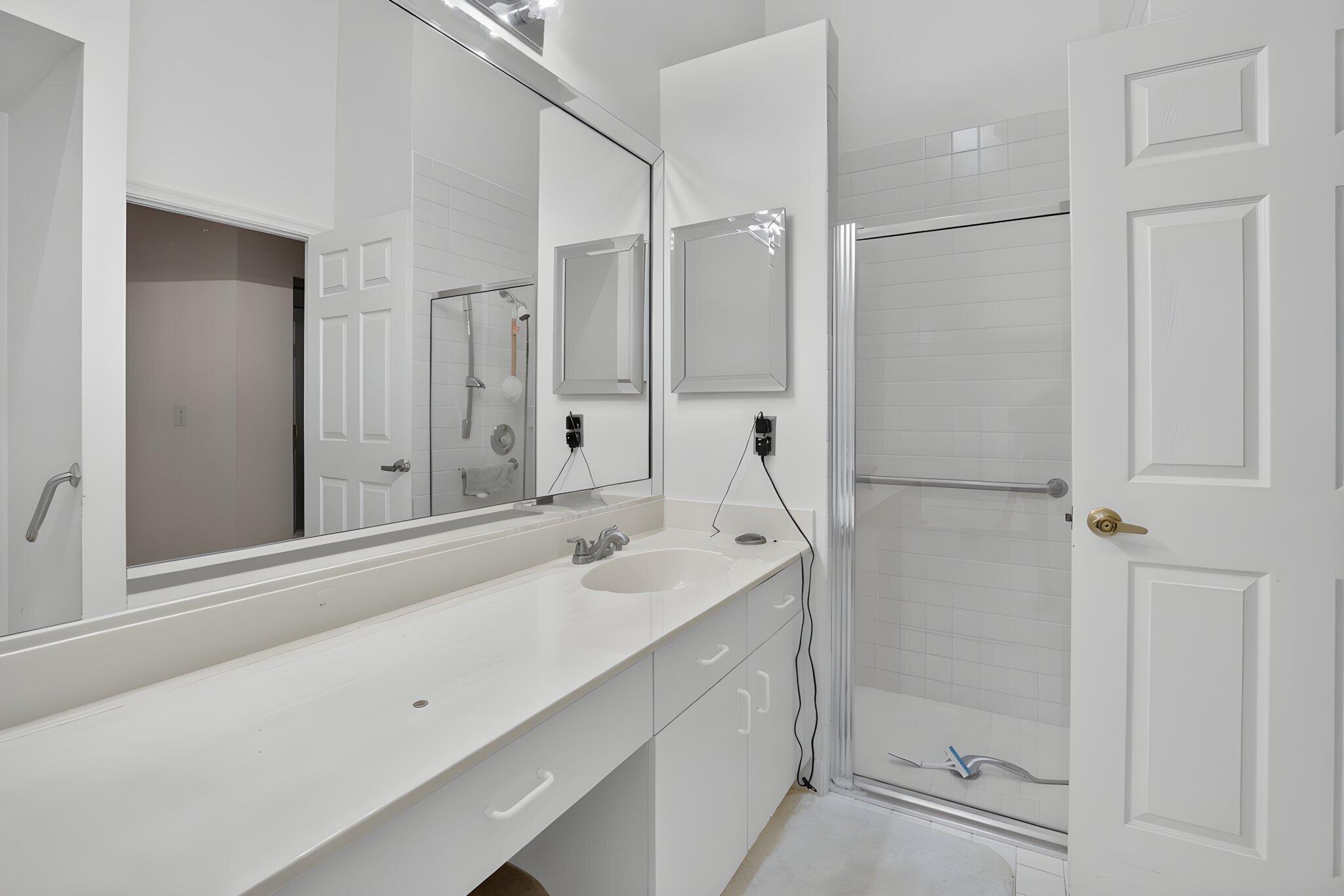 LEXINGTON CLUB 3 - Residential