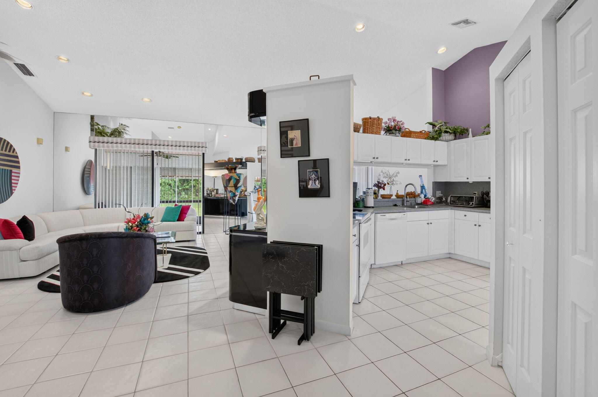 LEXINGTON CLUB 3 - Residential