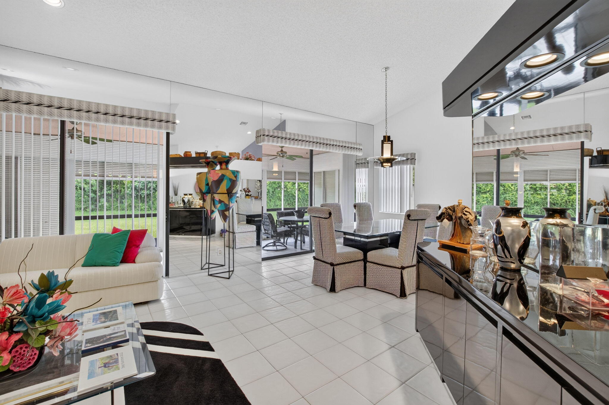 LEXINGTON CLUB 3 - Residential
