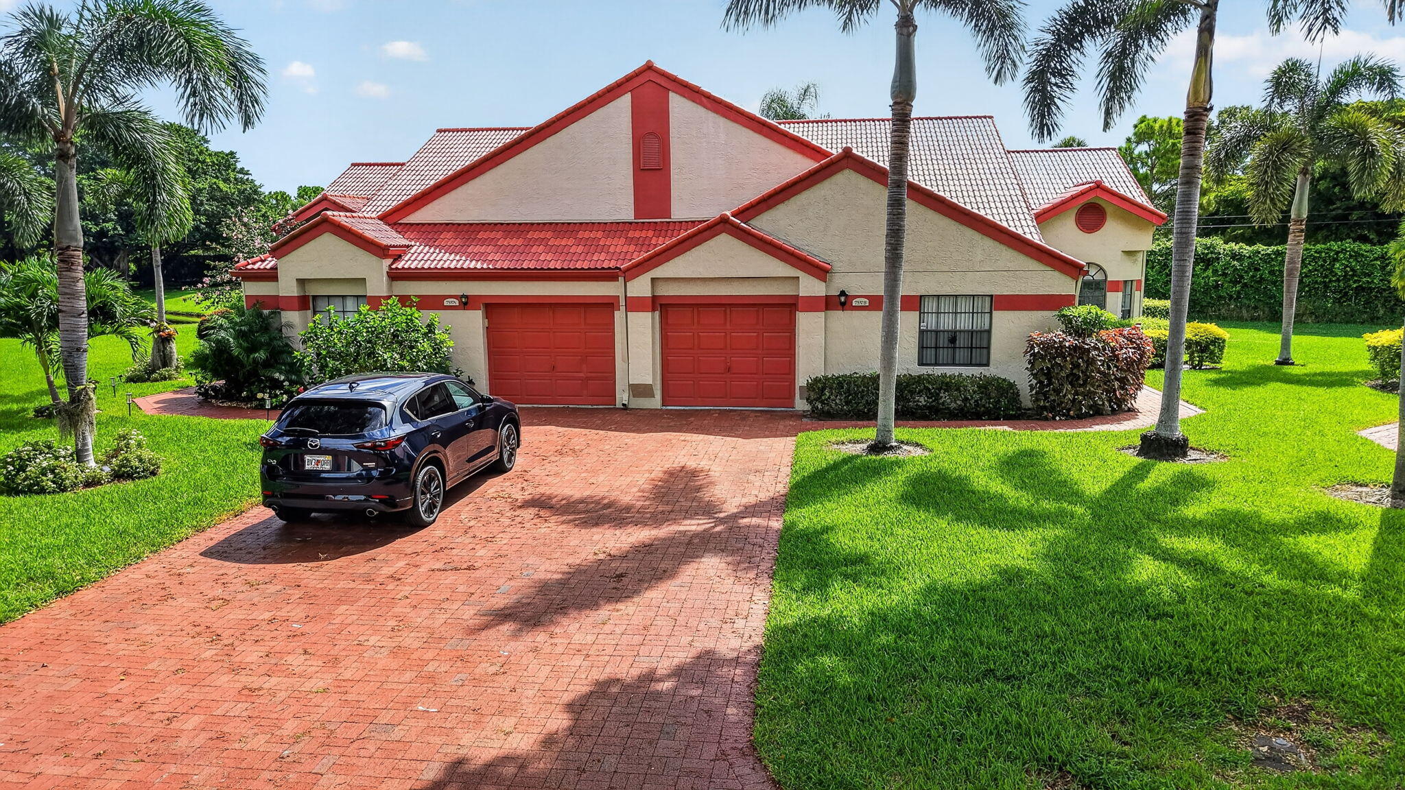 LEXINGTON CLUB 3 - Residential