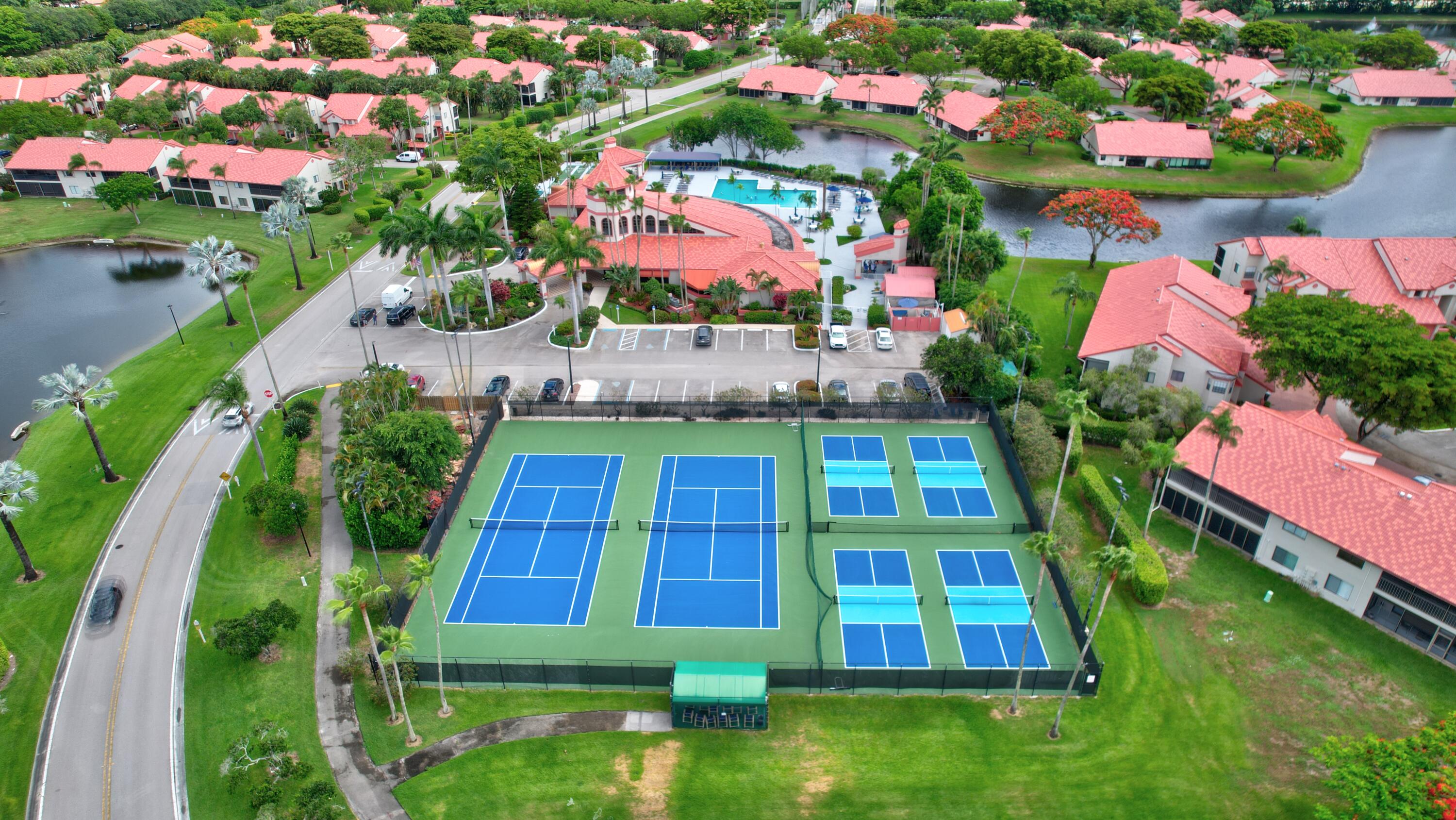 LEXINGTON CLUB 3 - Residential