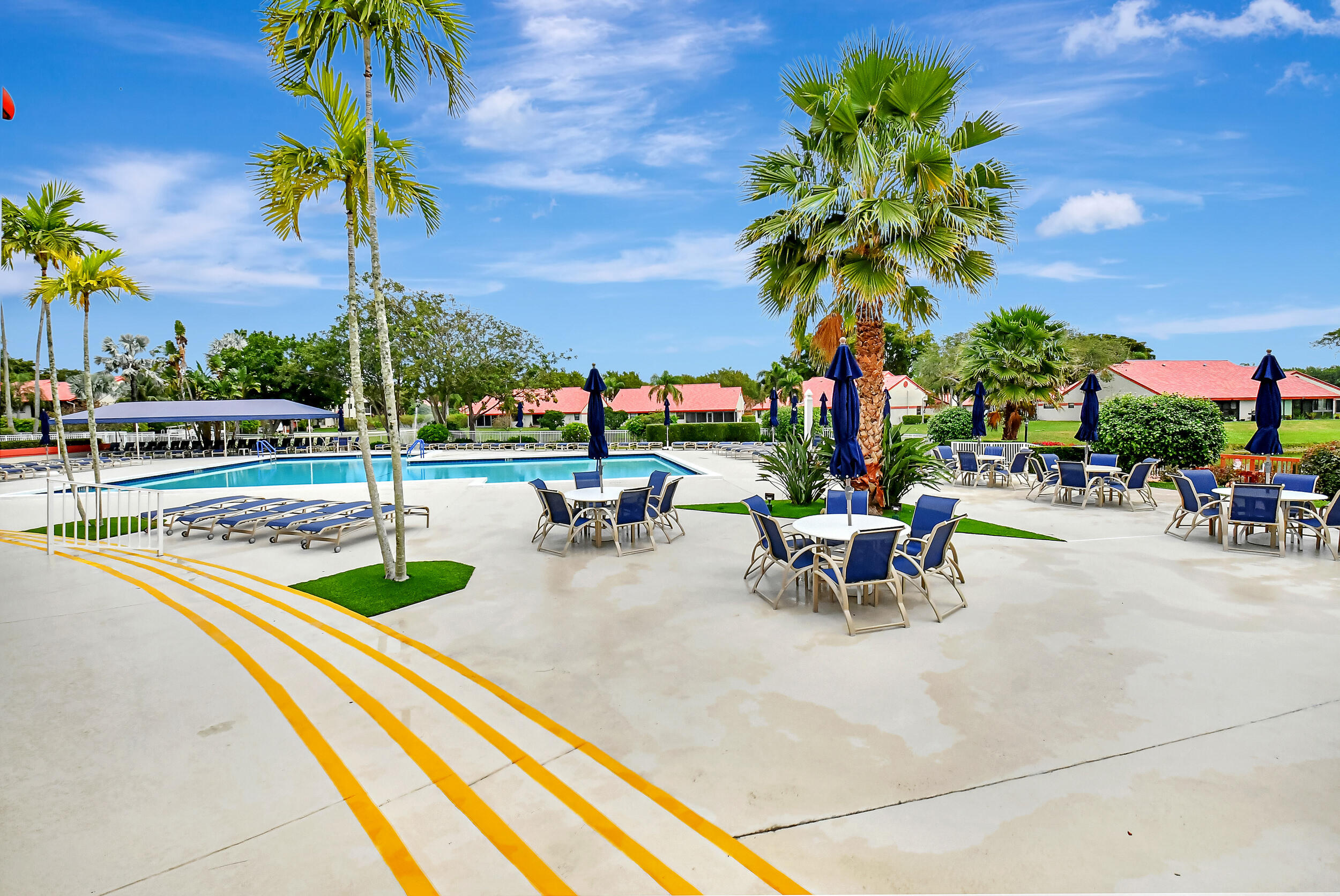 LEXINGTON CLUB 3 - Residential