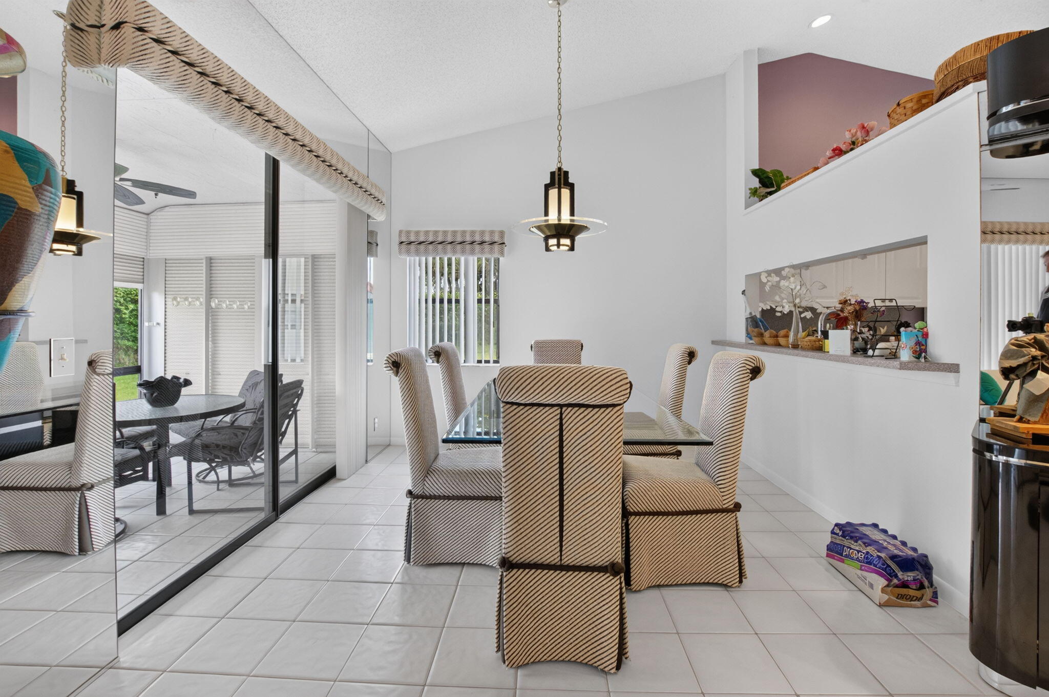 LEXINGTON CLUB 3 - Residential