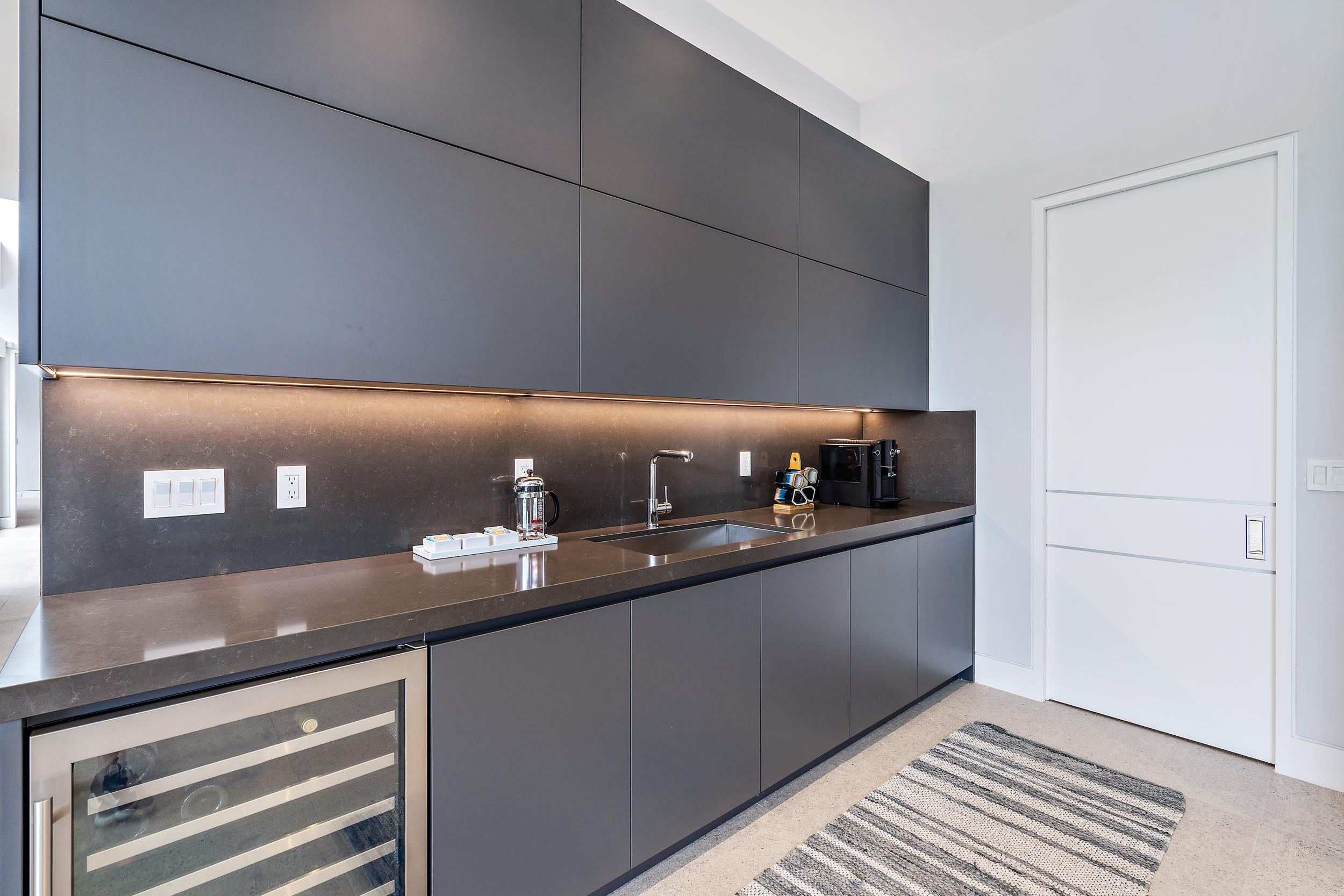EDGEWATER - Residential