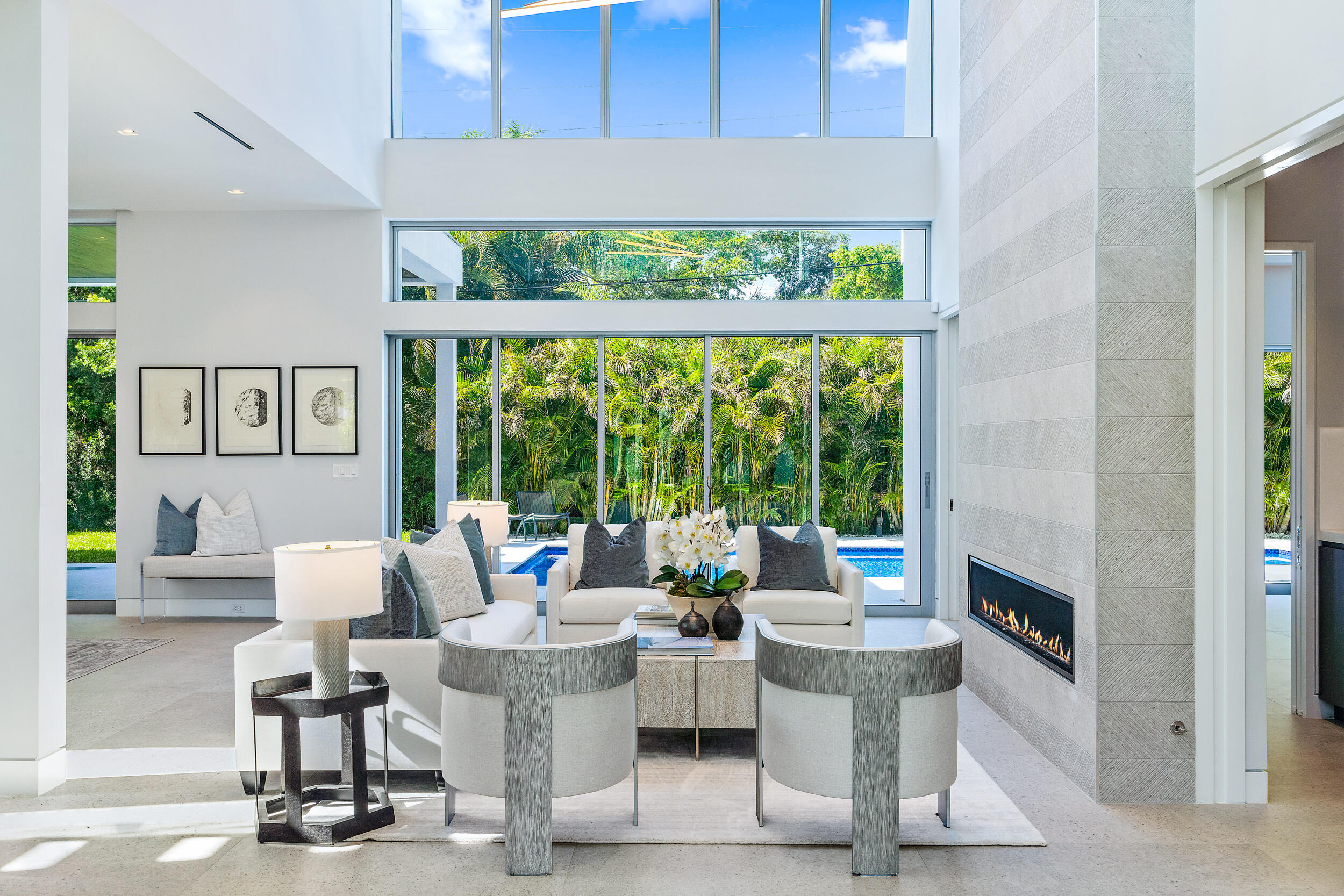 EDGEWATER - Residential
