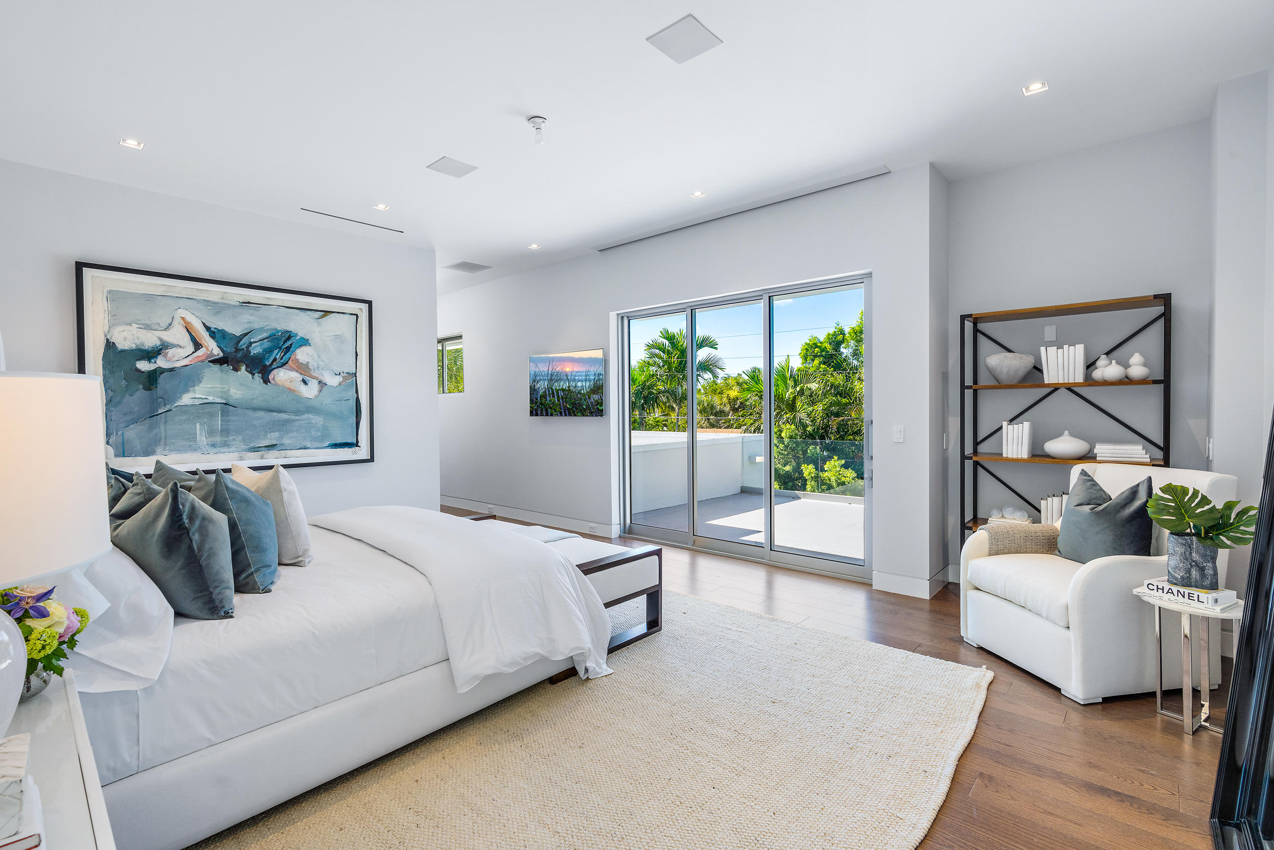 EDGEWATER - Residential