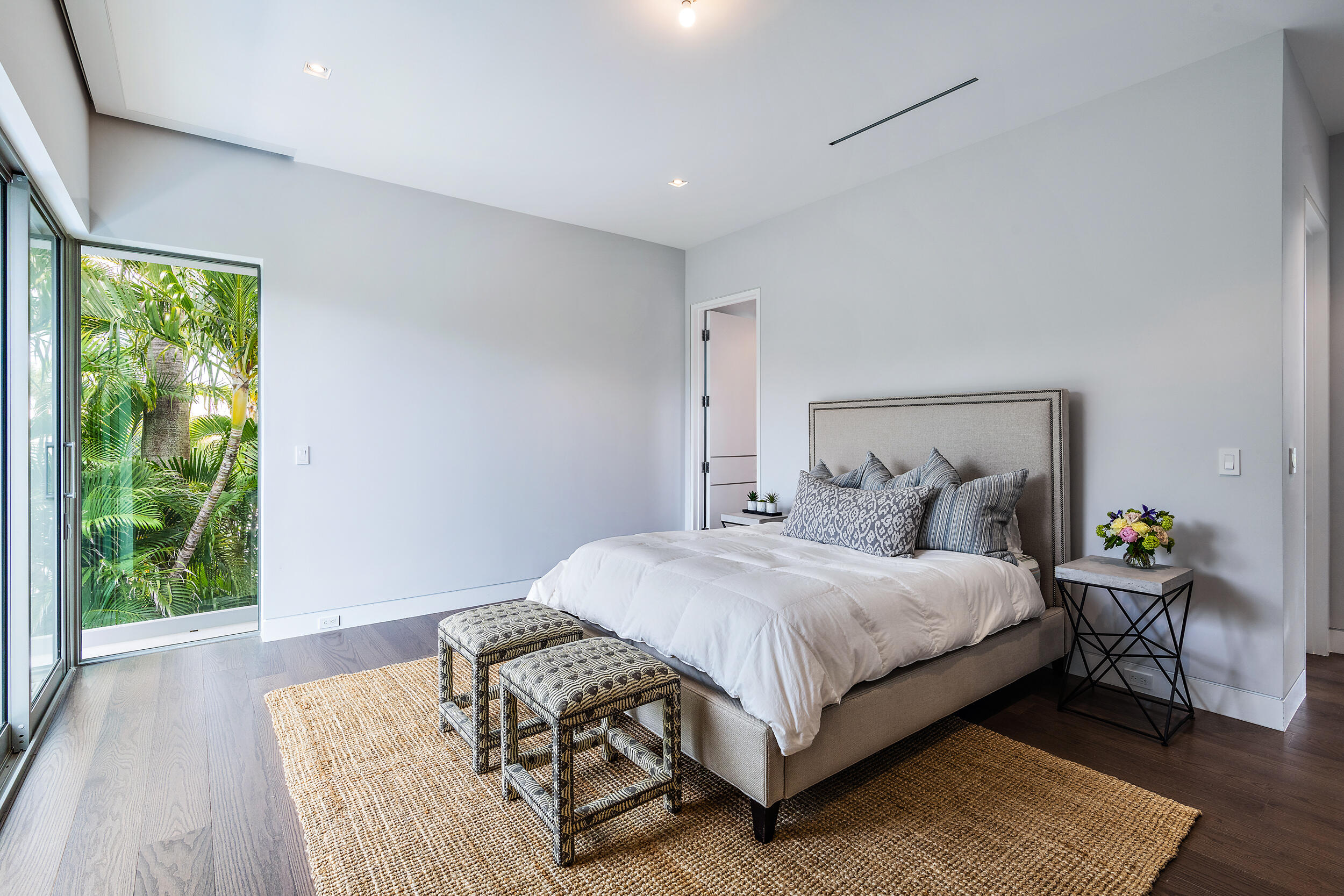EDGEWATER - Residential