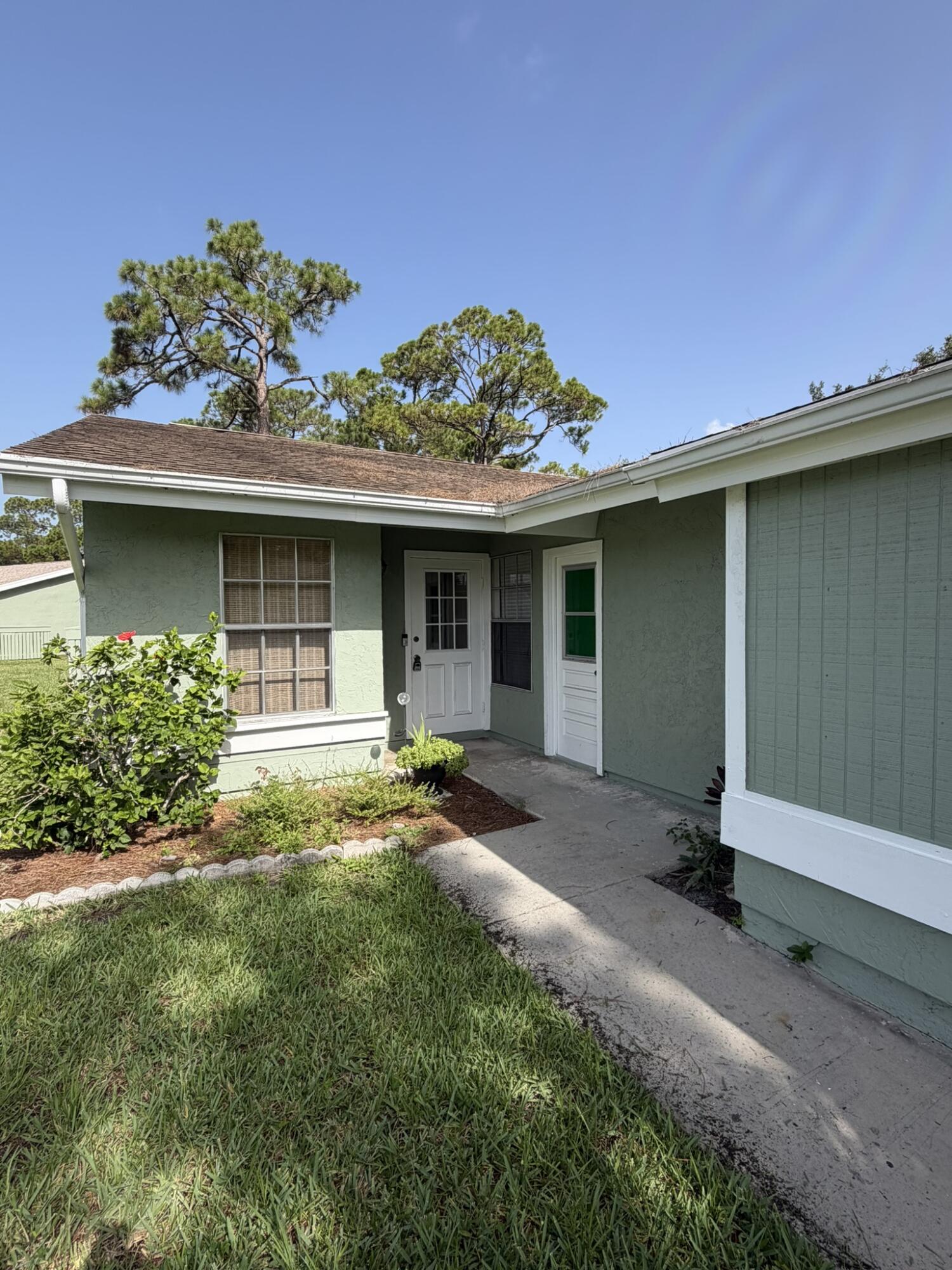 SOUTH PORT ST LUCIE UNIT 17 - Residential