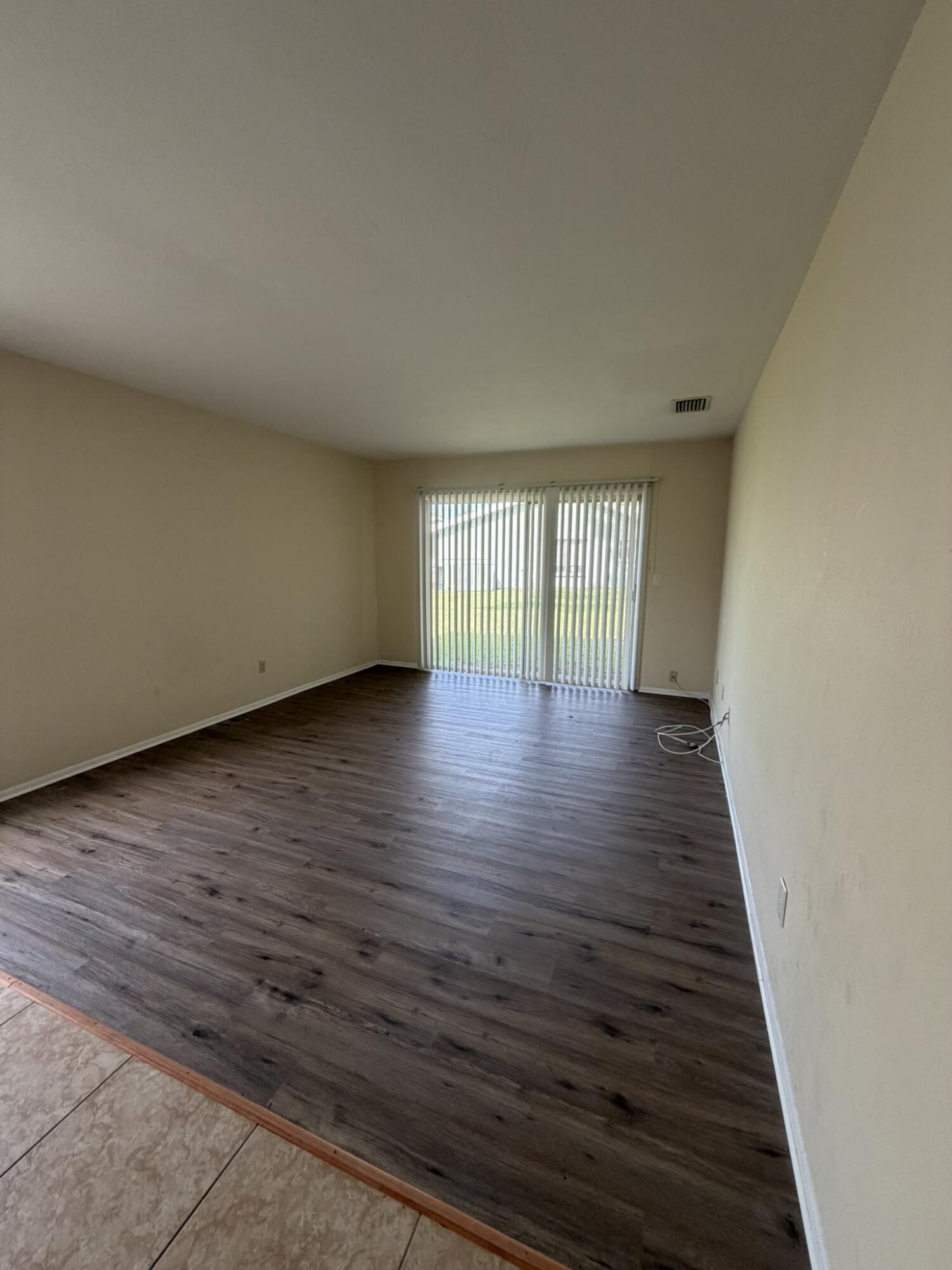 SOUTH PORT ST LUCIE UNIT 17 - Residential
