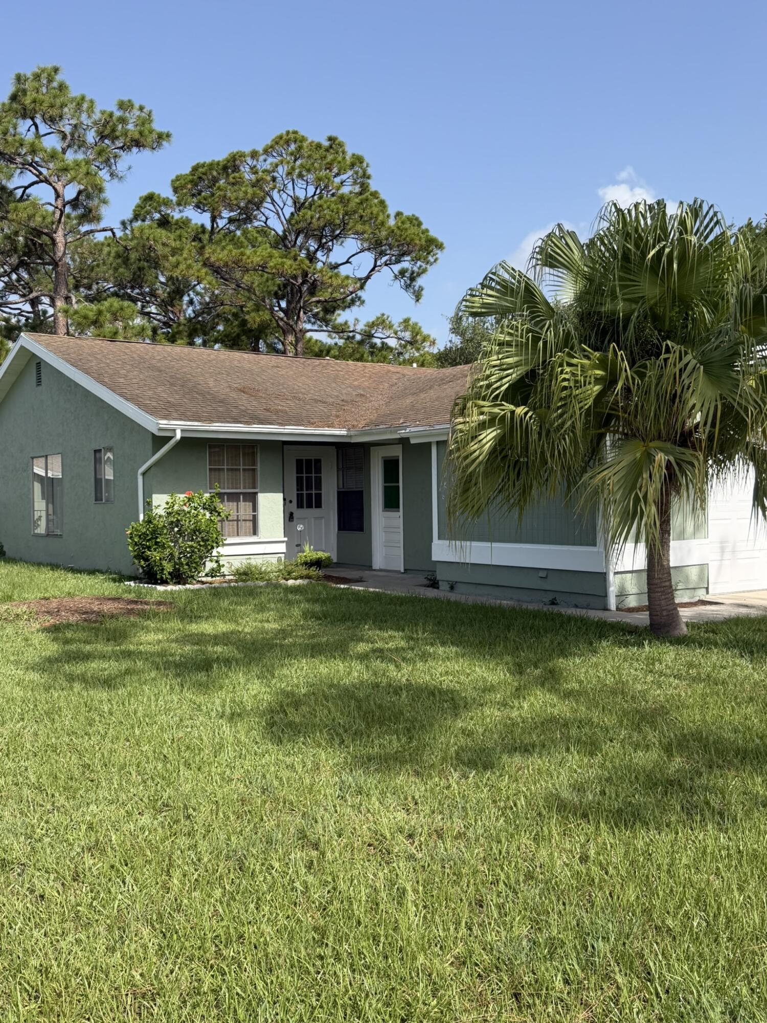 SOUTH PORT ST LUCIE UNIT 17 - Residential