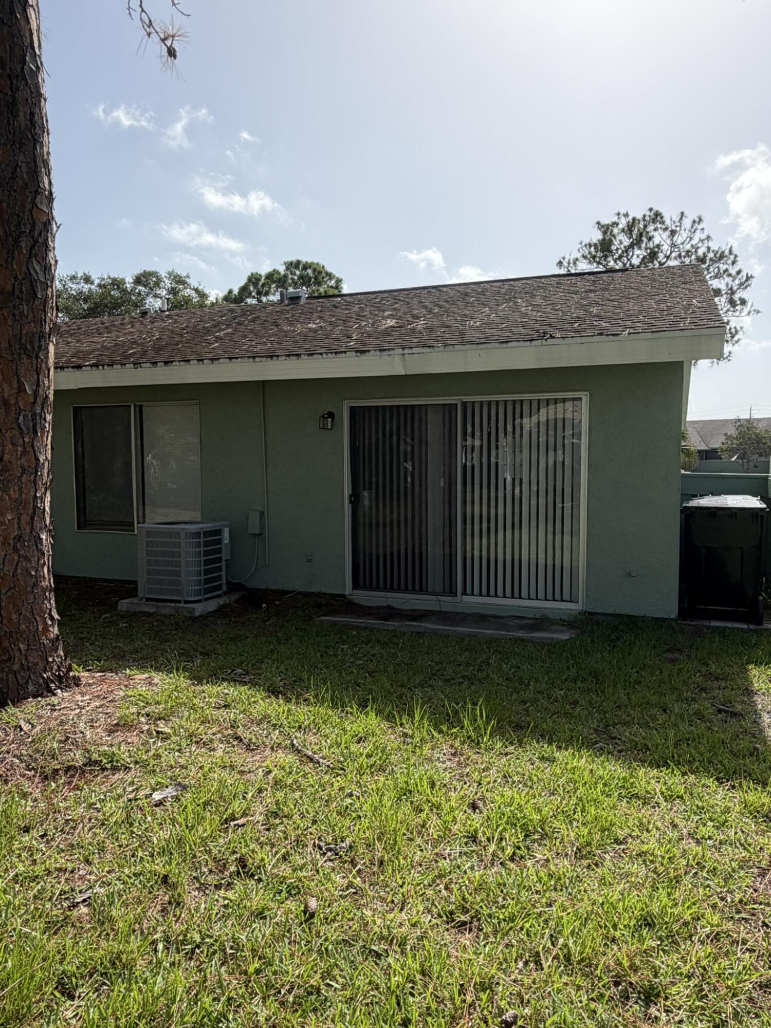 SOUTH PORT ST LUCIE UNIT 17 - Residential