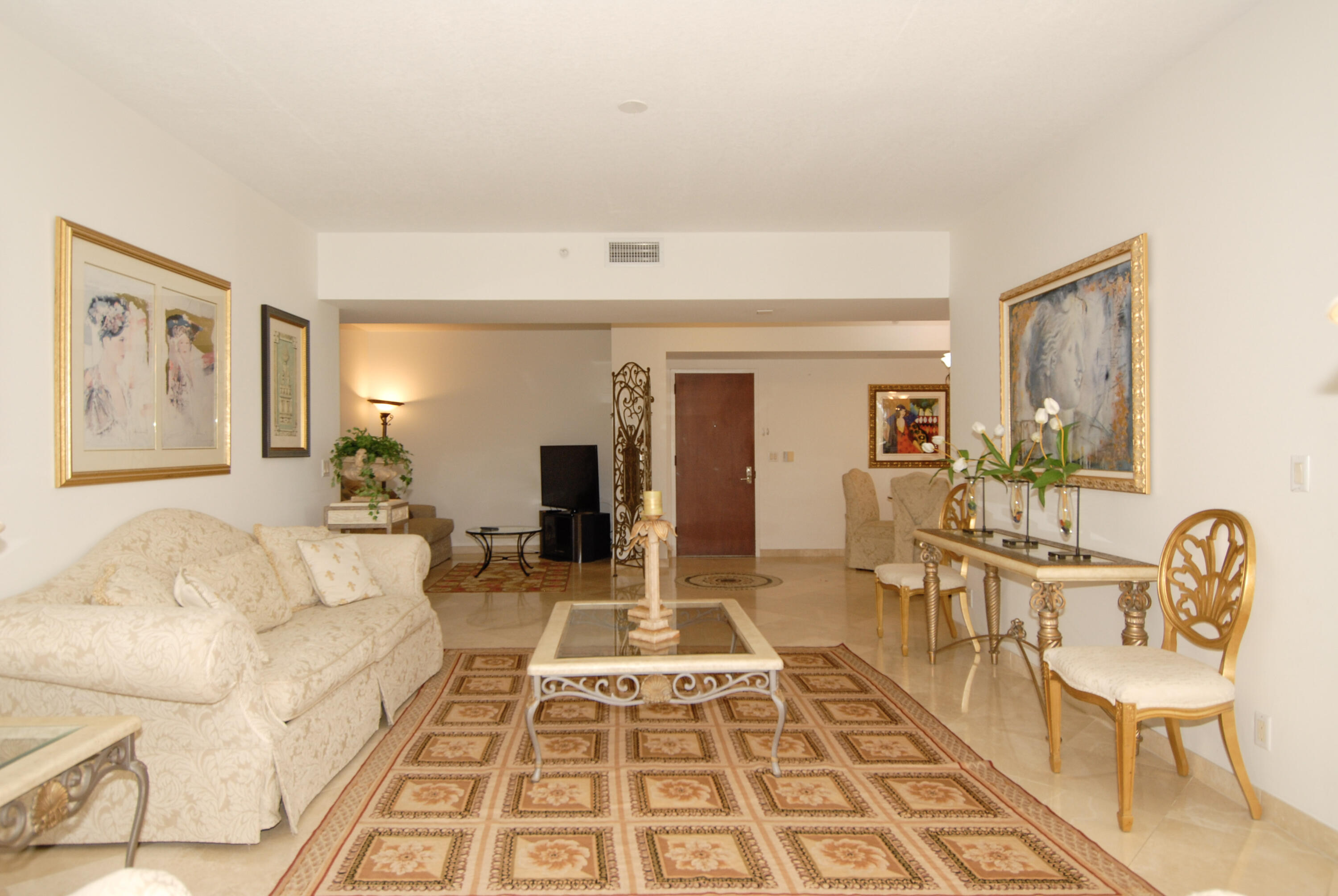 LHERMITAGE II CONDOMINIUM - Residential Lease