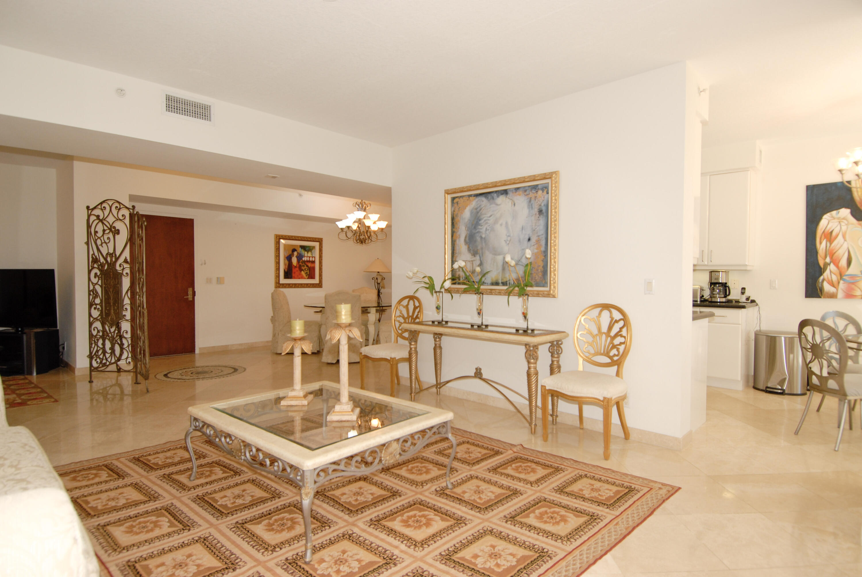 LHERMITAGE II CONDOMINIUM - Residential Lease