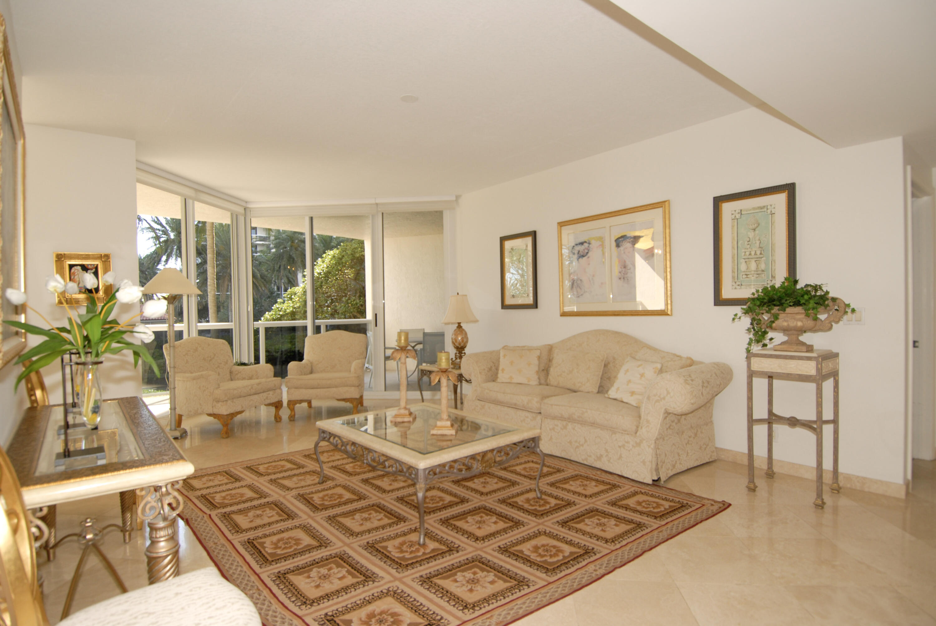 LHERMITAGE II CONDOMINIUM - Residential Lease