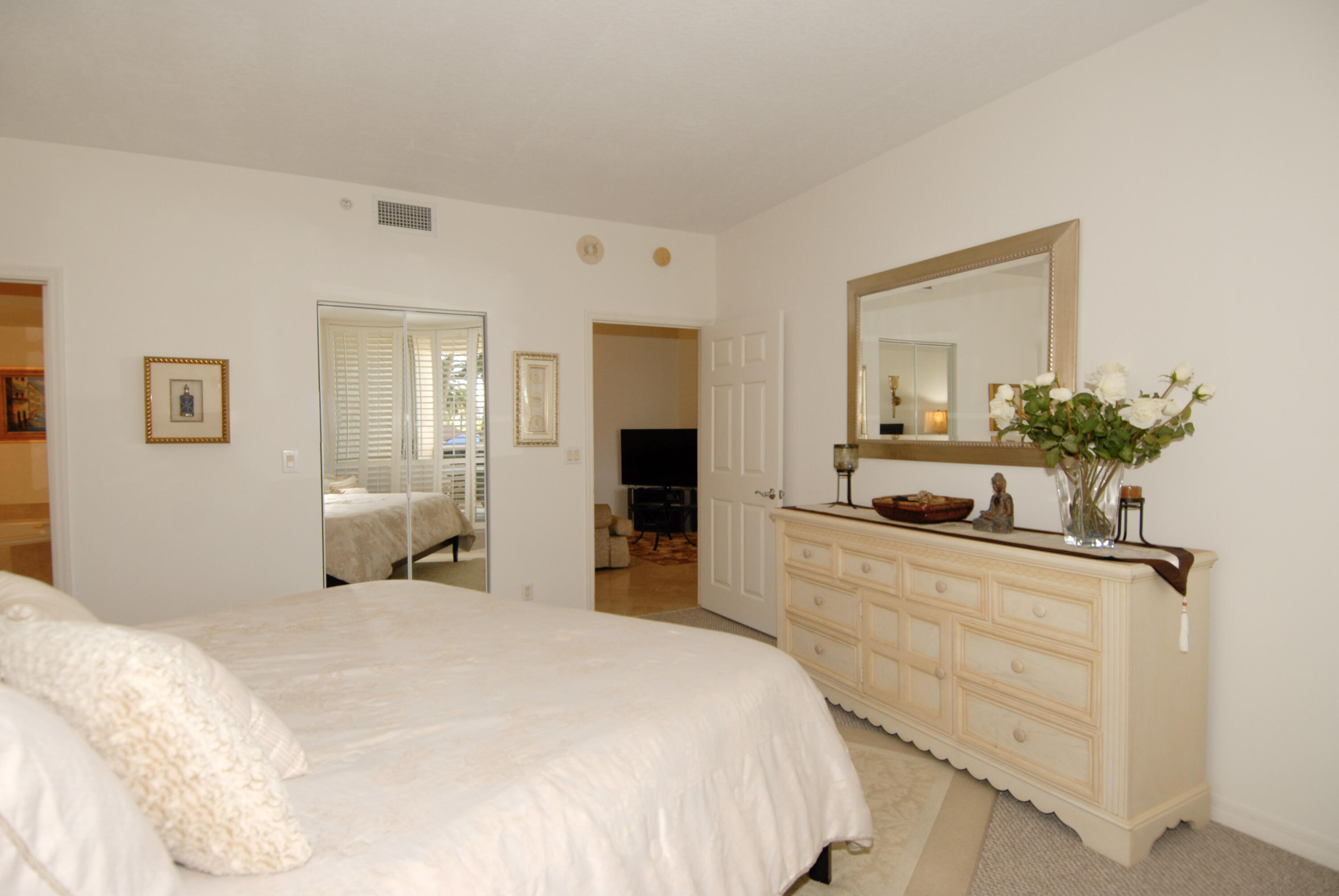 LHERMITAGE II CONDOMINIUM - Residential Lease
