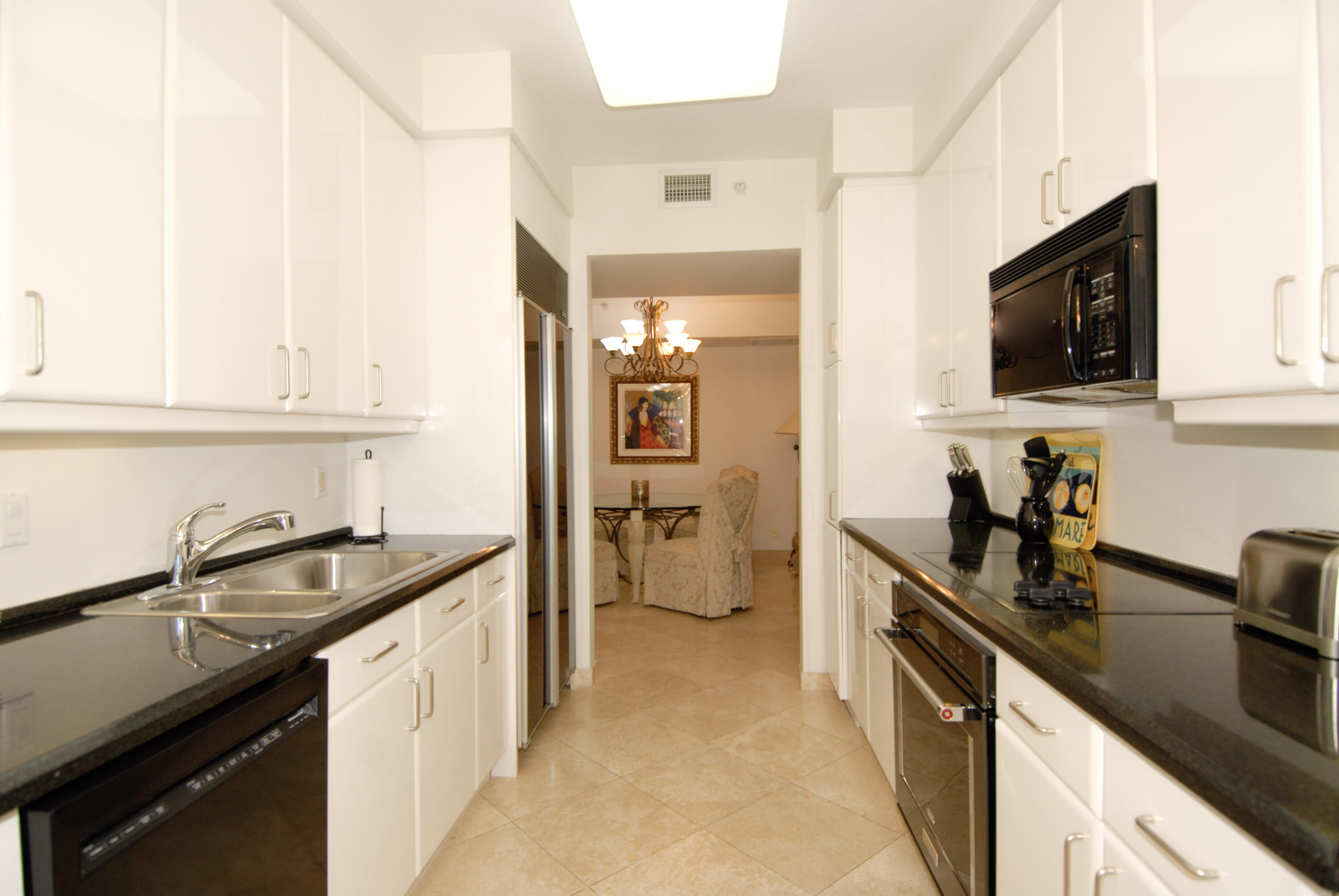 LHERMITAGE II CONDOMINIUM - Residential Lease