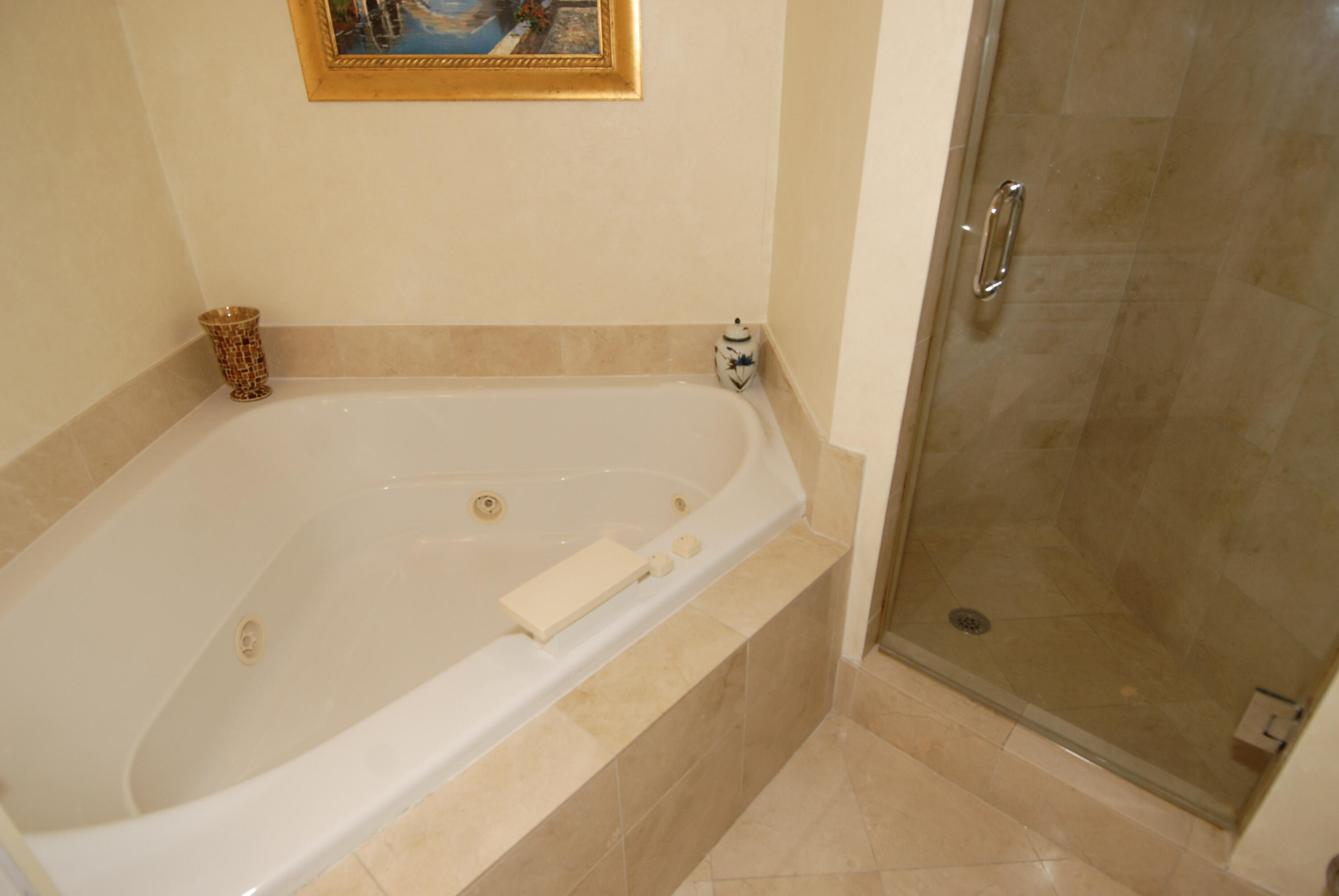 LHERMITAGE II CONDOMINIUM - Residential Lease