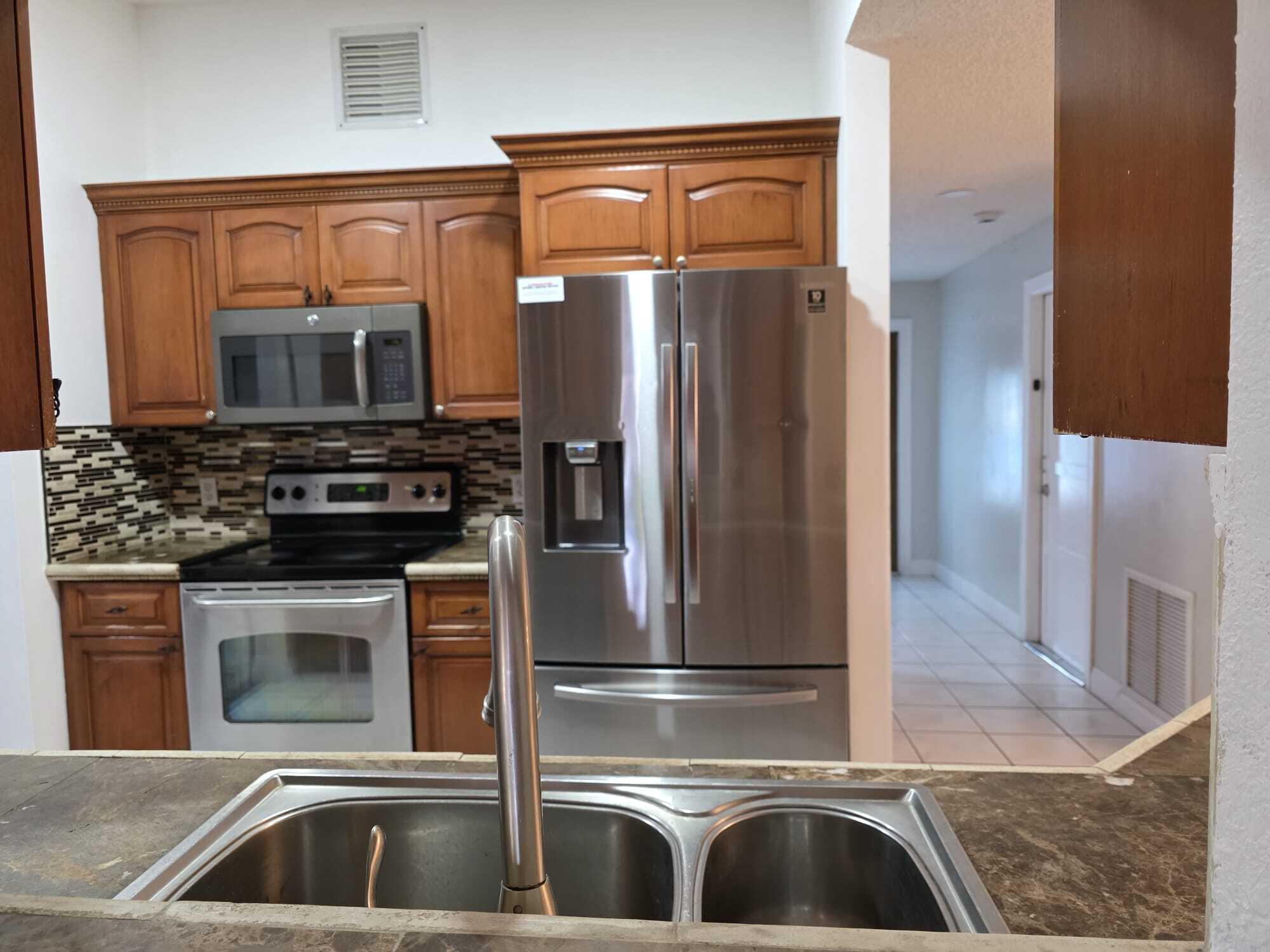 PORT ST LUCIE SECTION 9 - Residential