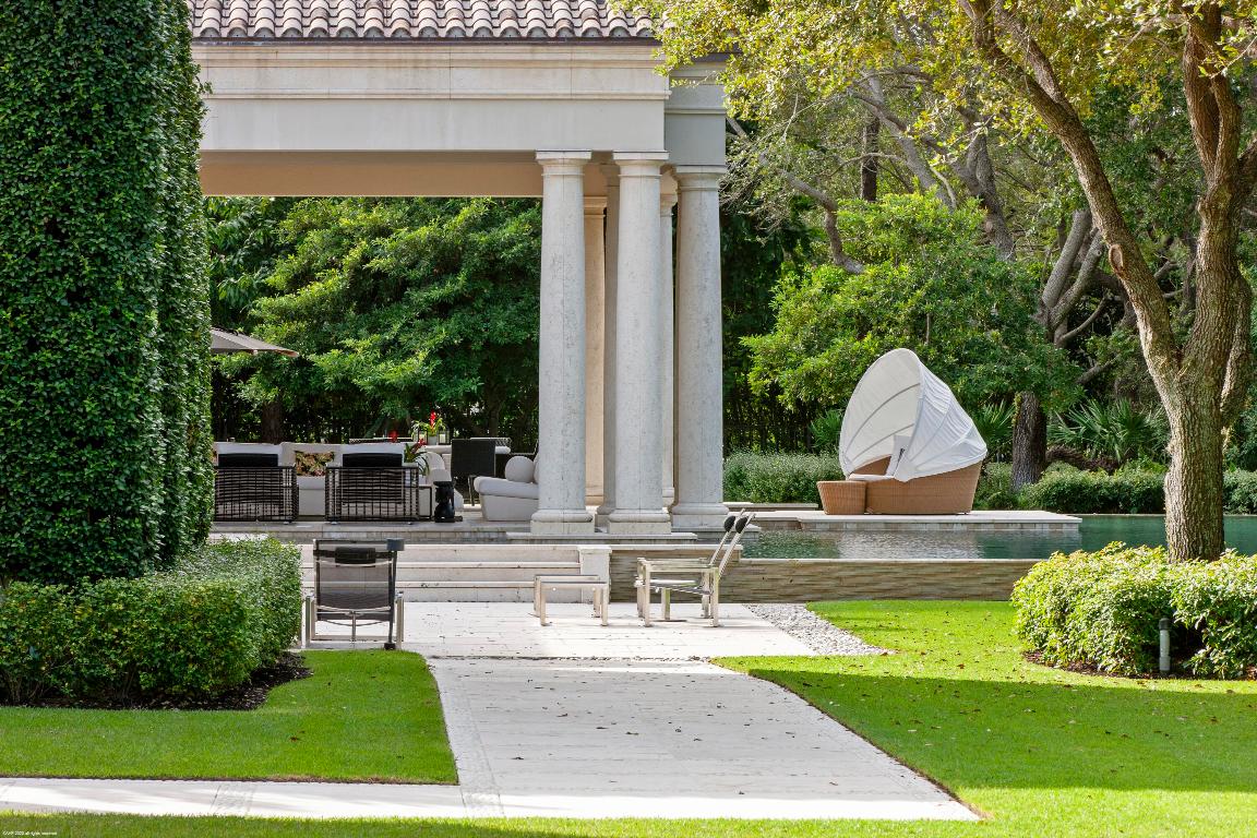 BEARS CLUB - Residential