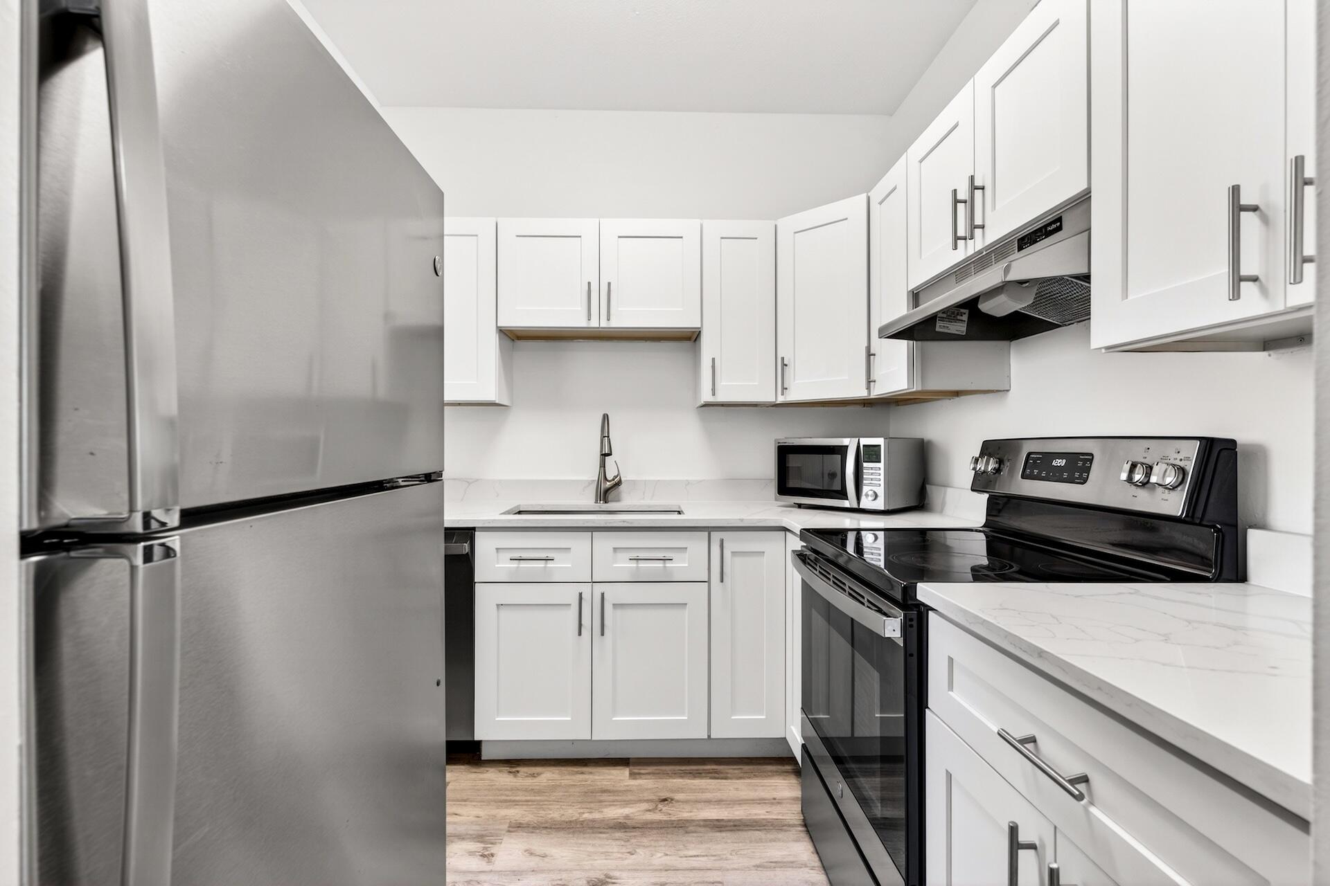 HORIZON HOUSE CONDO - Residential
