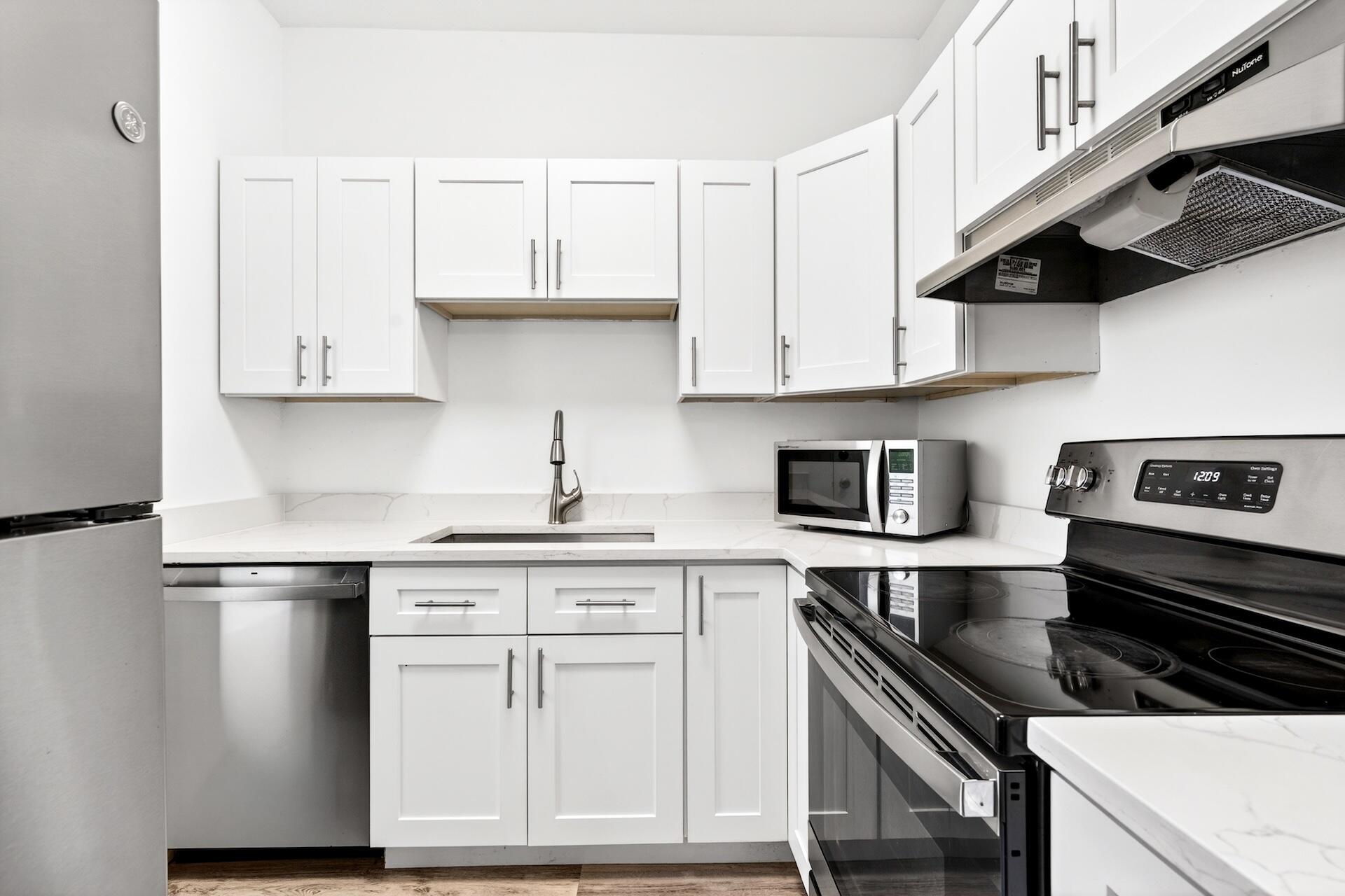 HORIZON HOUSE CONDO - Residential